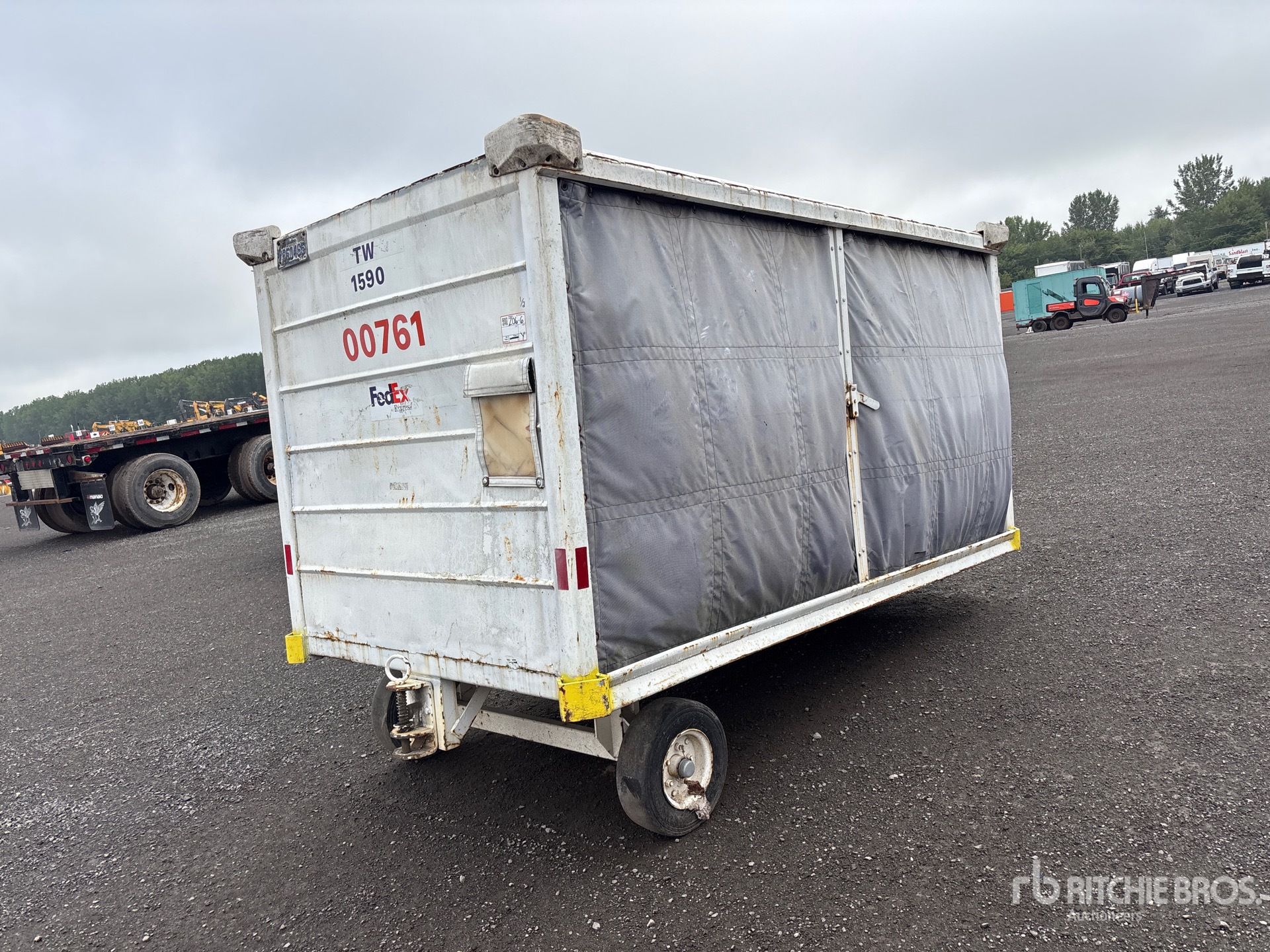 General Appearance with Picture, Right Rear Corner