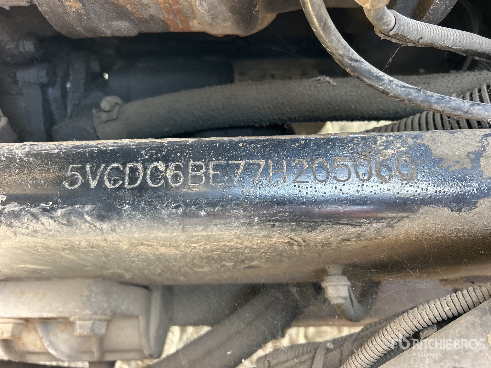 2007 Autocar 6X4 SIDE LOADER
