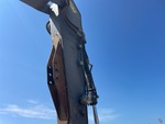 Hydraulics with Auxiliary Hydraulic Plumbing