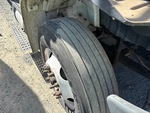 Underbody with Right Steer Tire