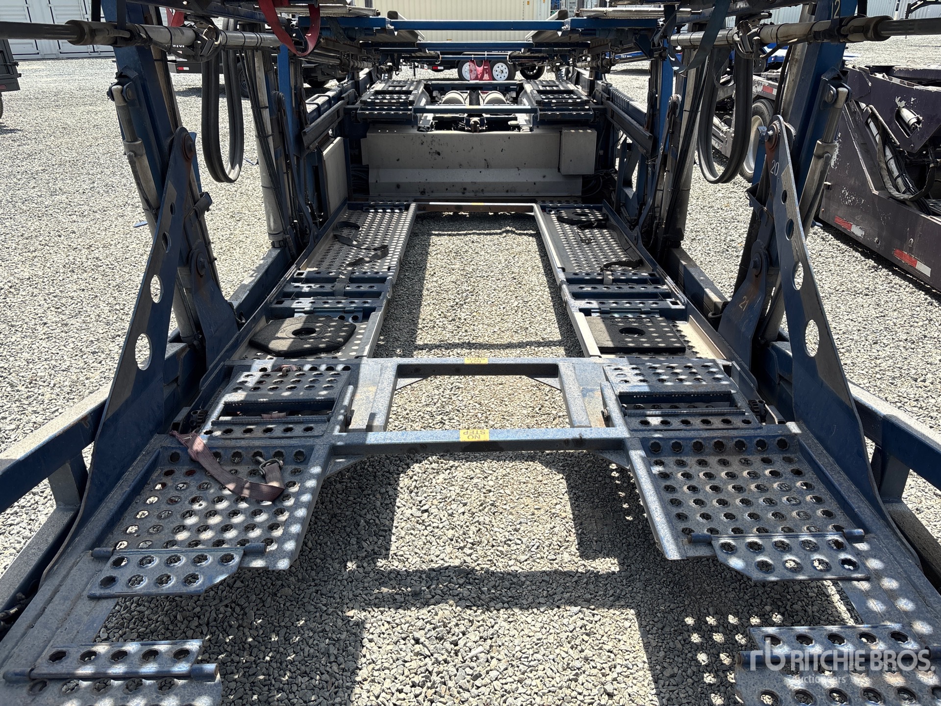 2015 Cottrell T/A Open