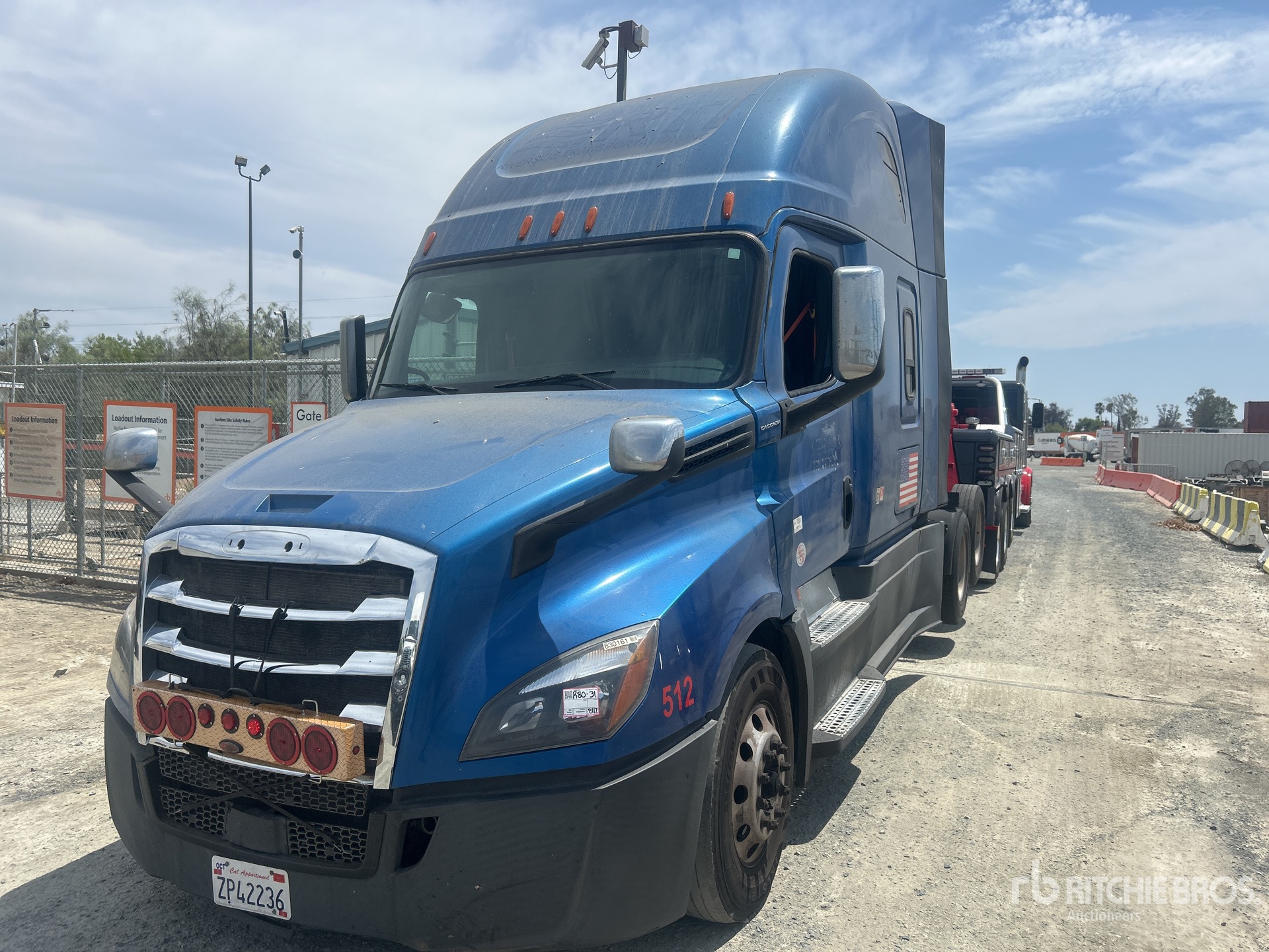 2019 Freightliner CASCADIA 126