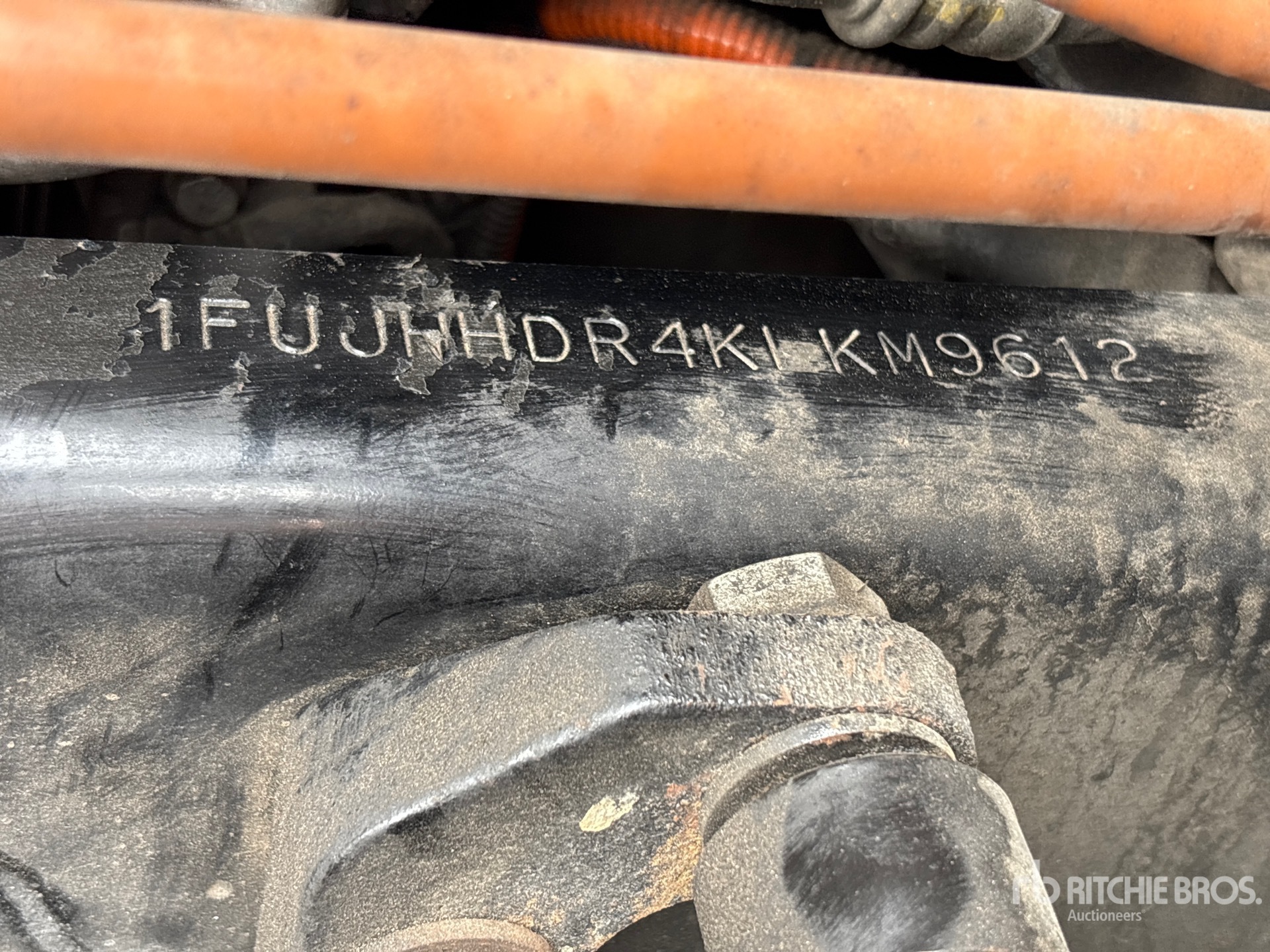 2019 Freightliner CASCADIA 126