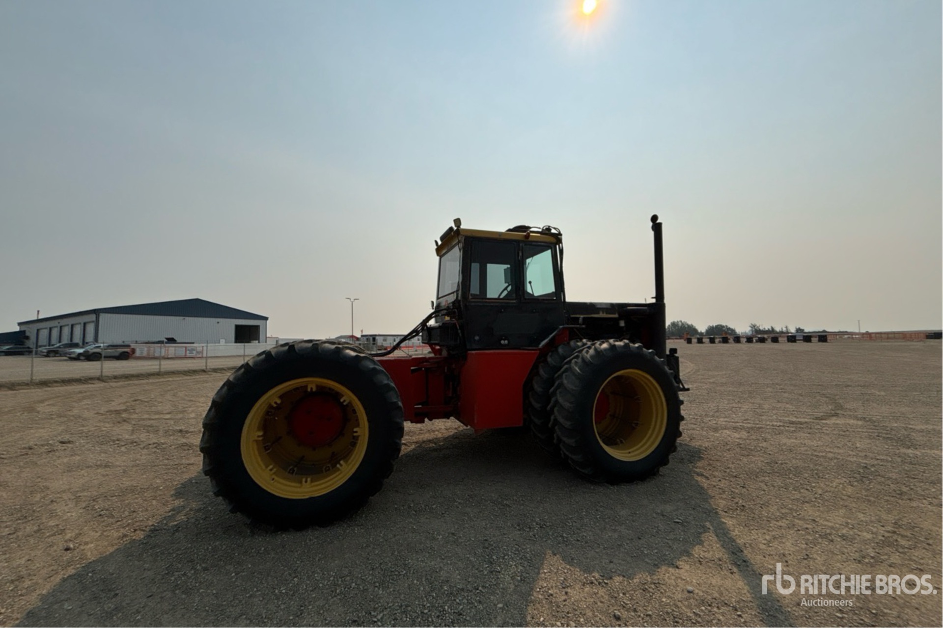 1975 Versatile 850