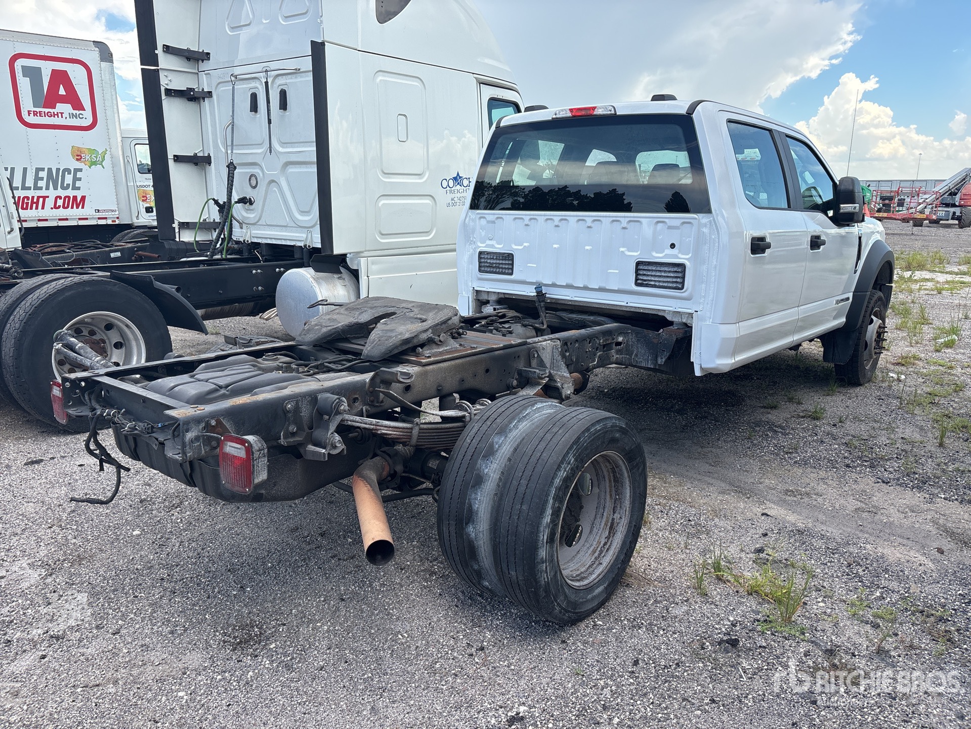 2022 Ford F-550 XL