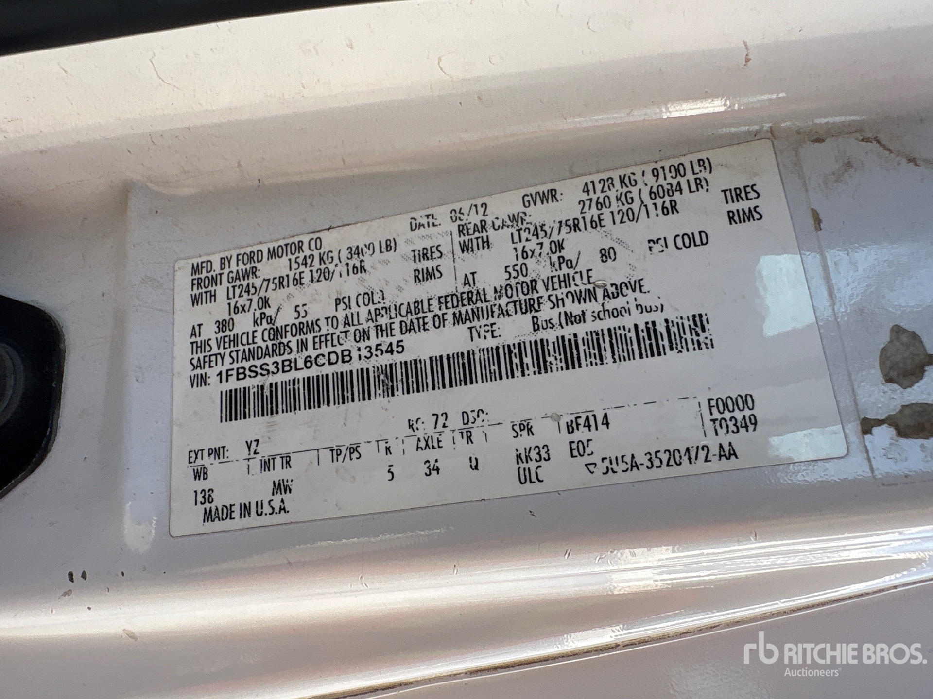 2012 Ford E-350