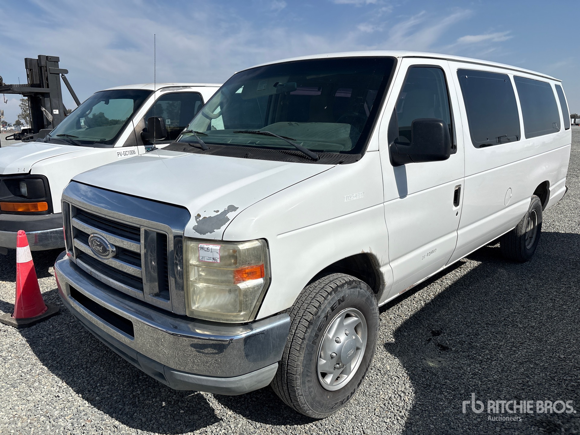 2012 Ford E-350