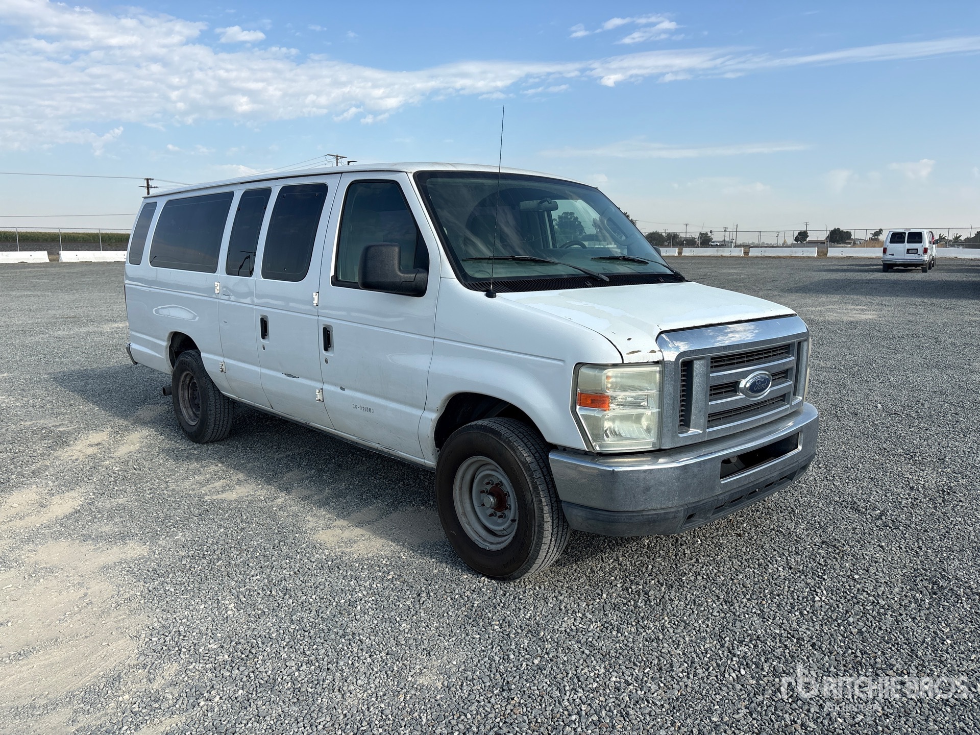 2012 Ford E-350