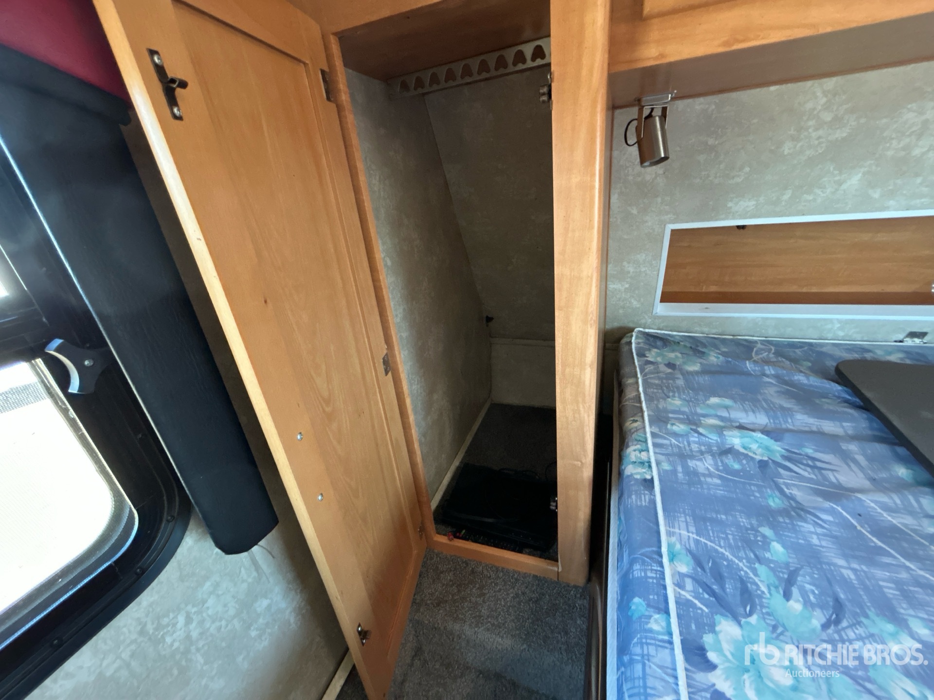 2007 Tahoe Industries 2850FW
