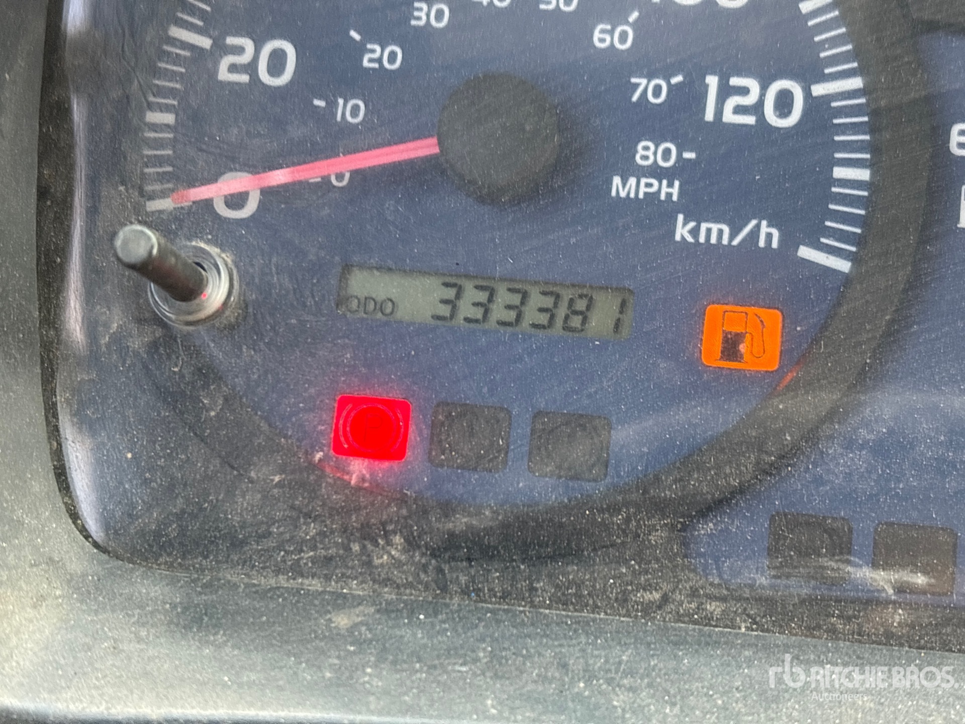 2008 Hino 185