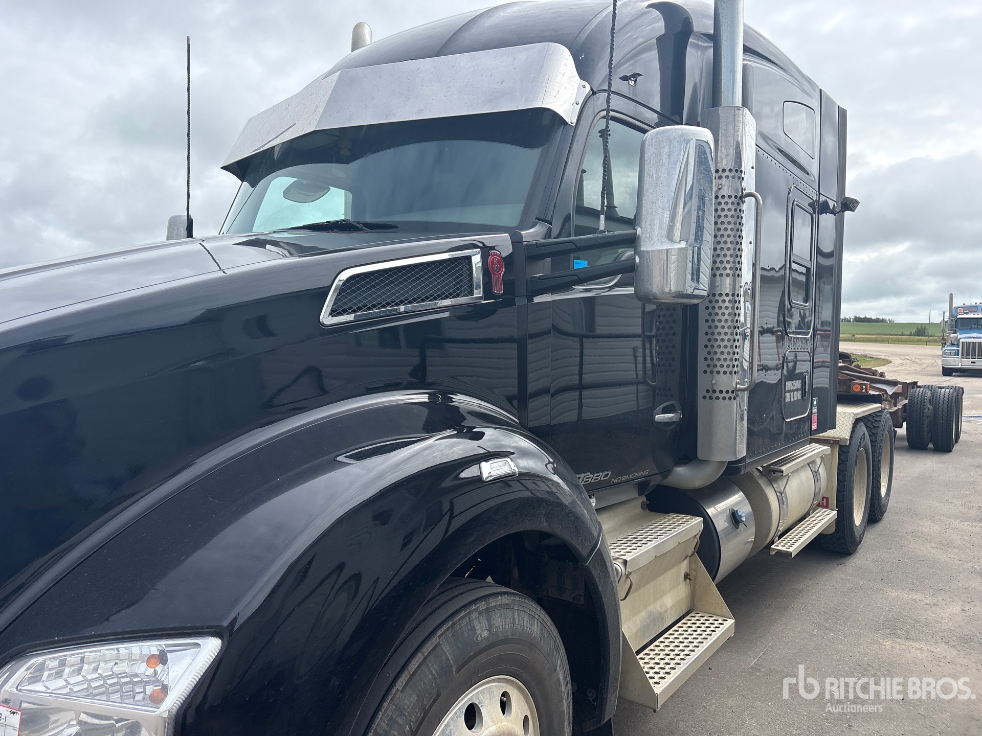 2019 Kenworth T880