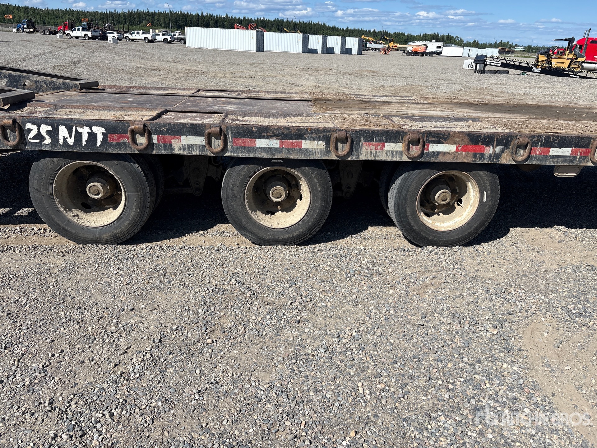 2012 BWS 25 ton 29 ft Tri/A