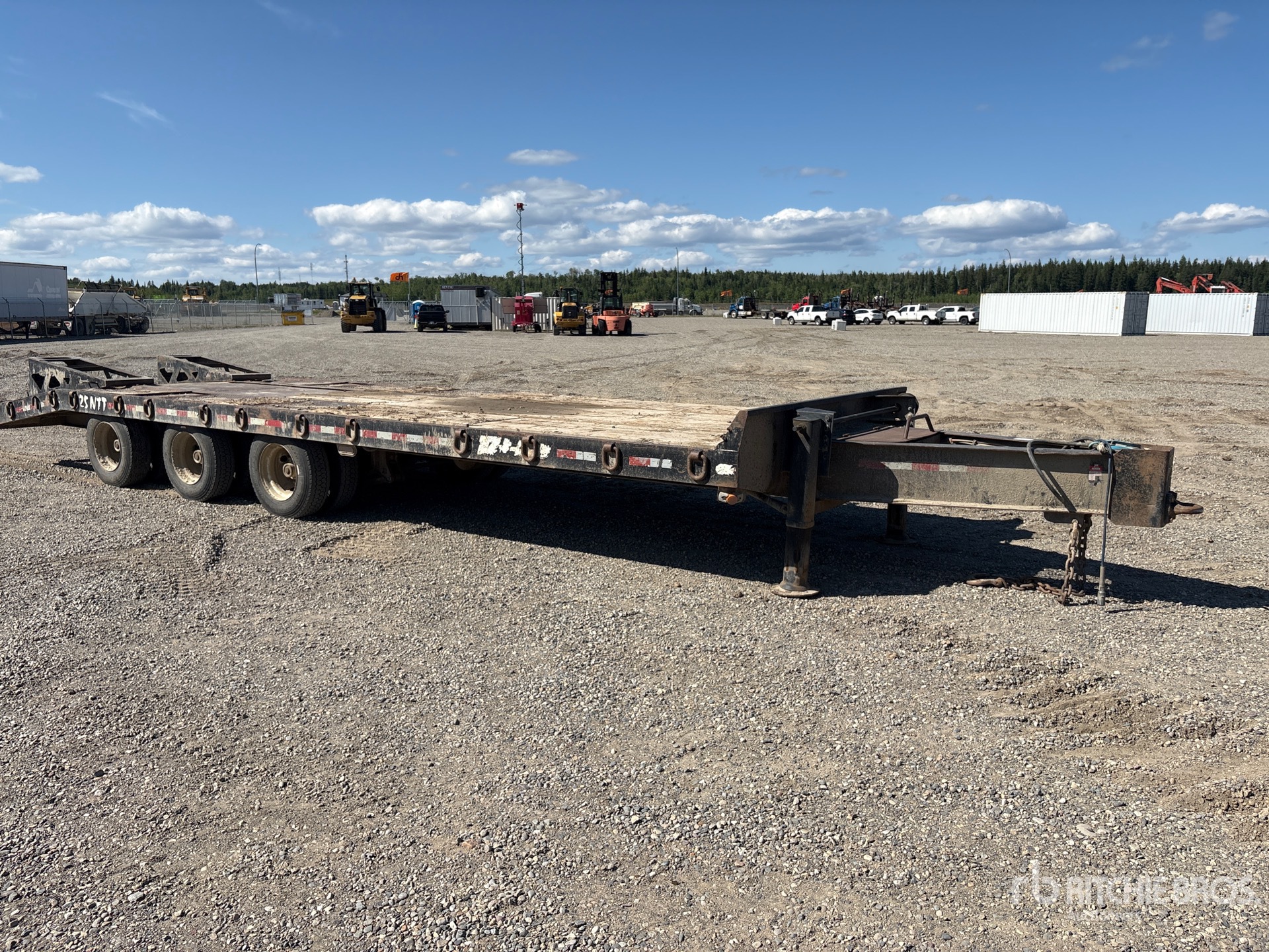 2012 BWS 25 ton 29 ft Tri/A