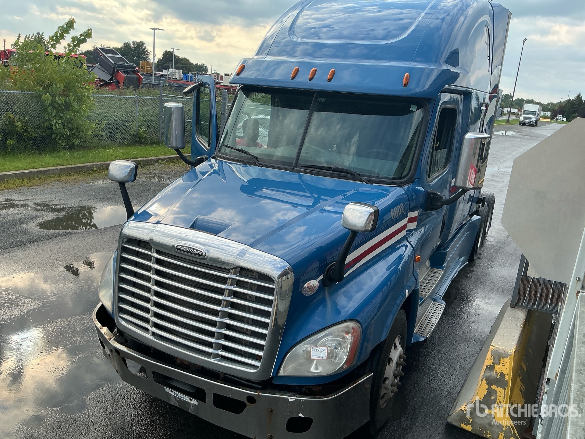 Photo of 2017 Freightliner CASCADIA 125