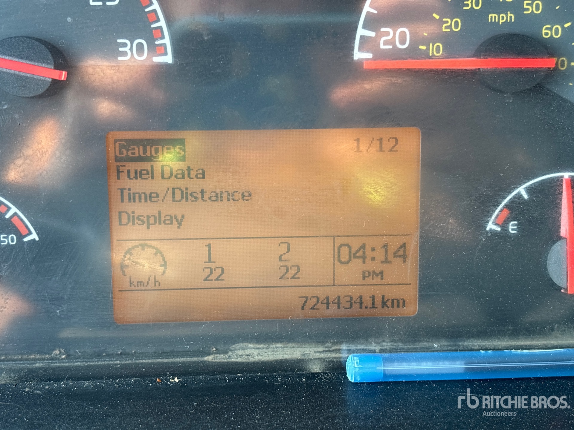 2005 Volvo VND