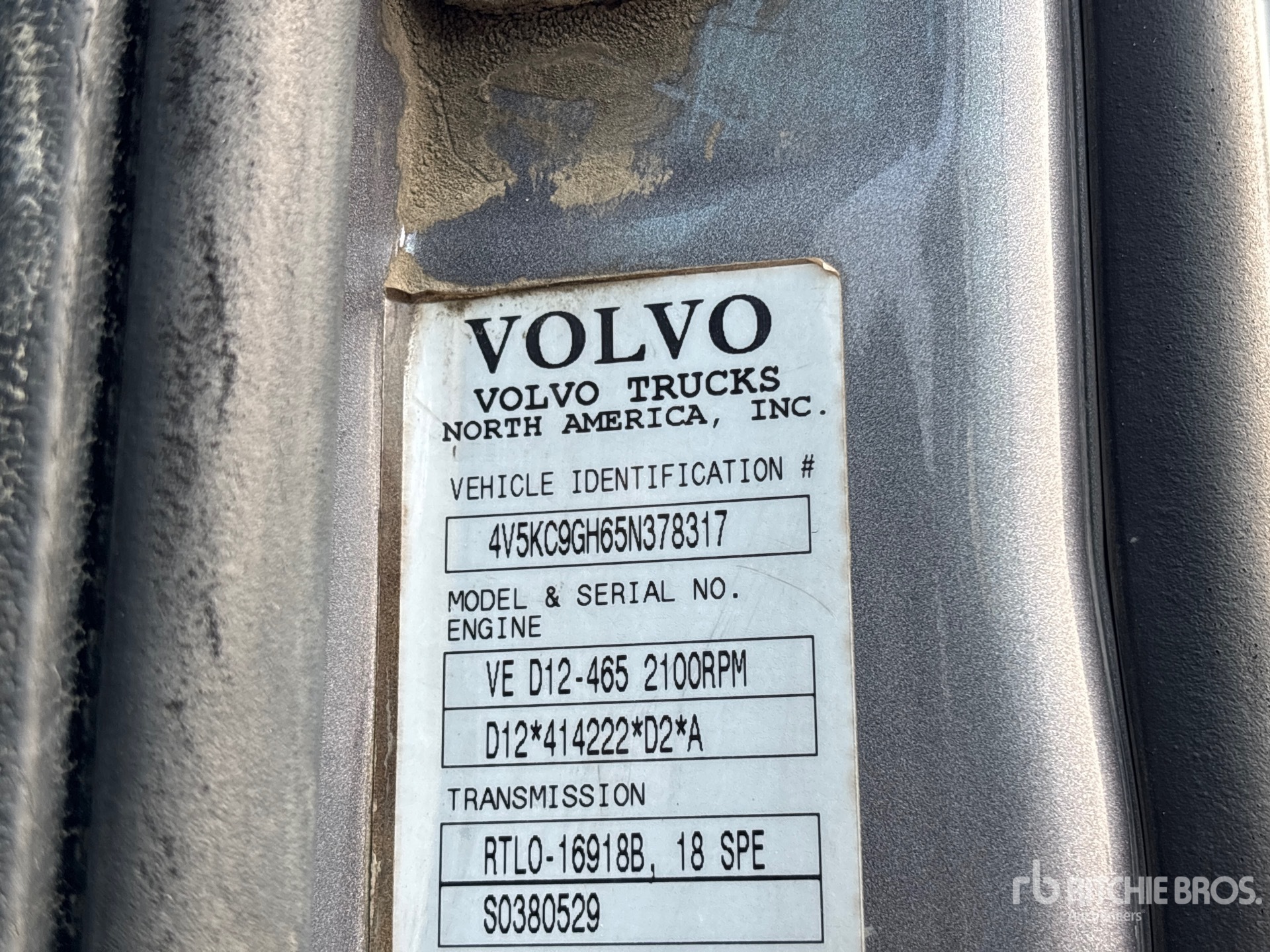 2005 Volvo VND