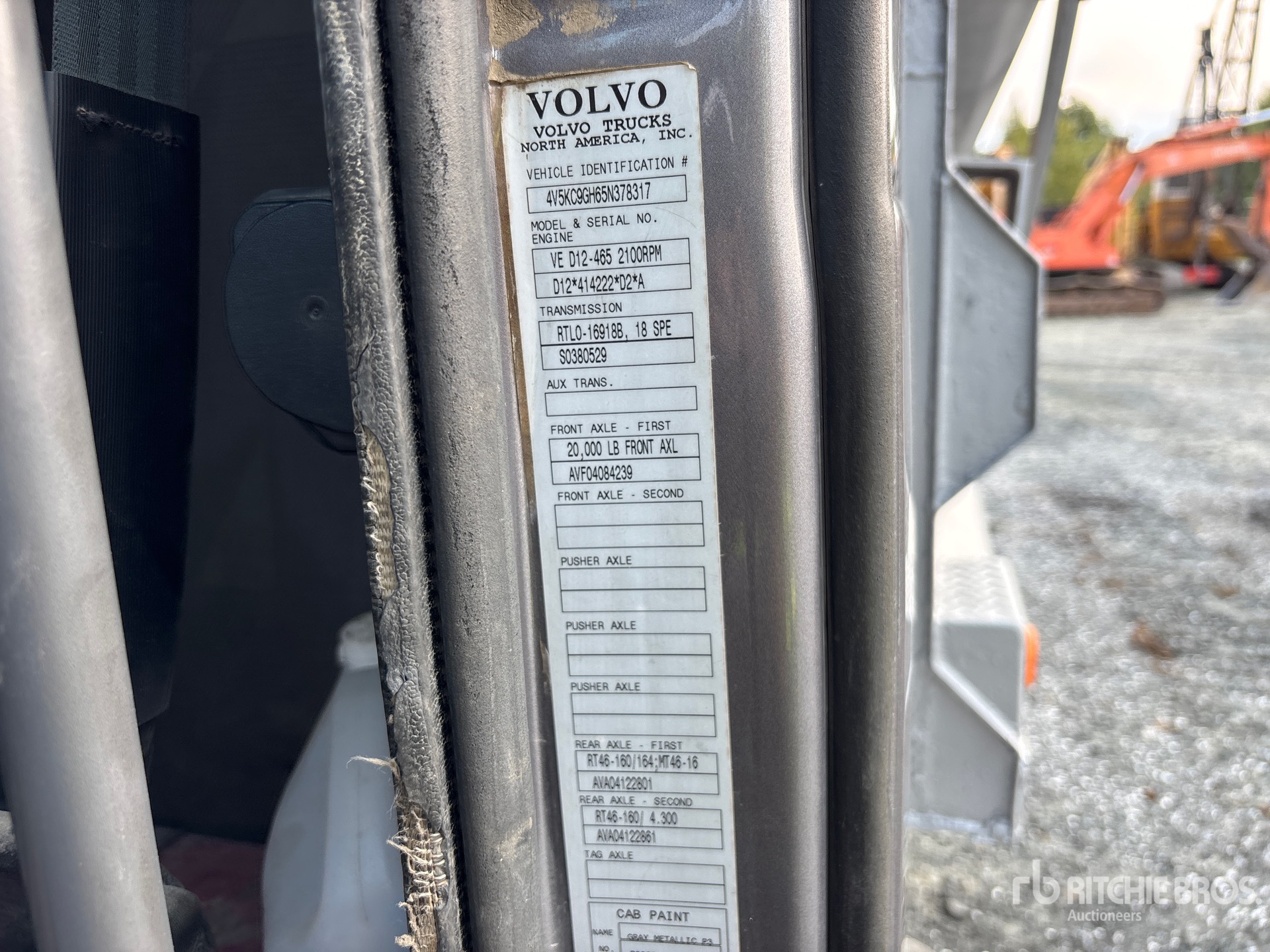 2005 Volvo VND