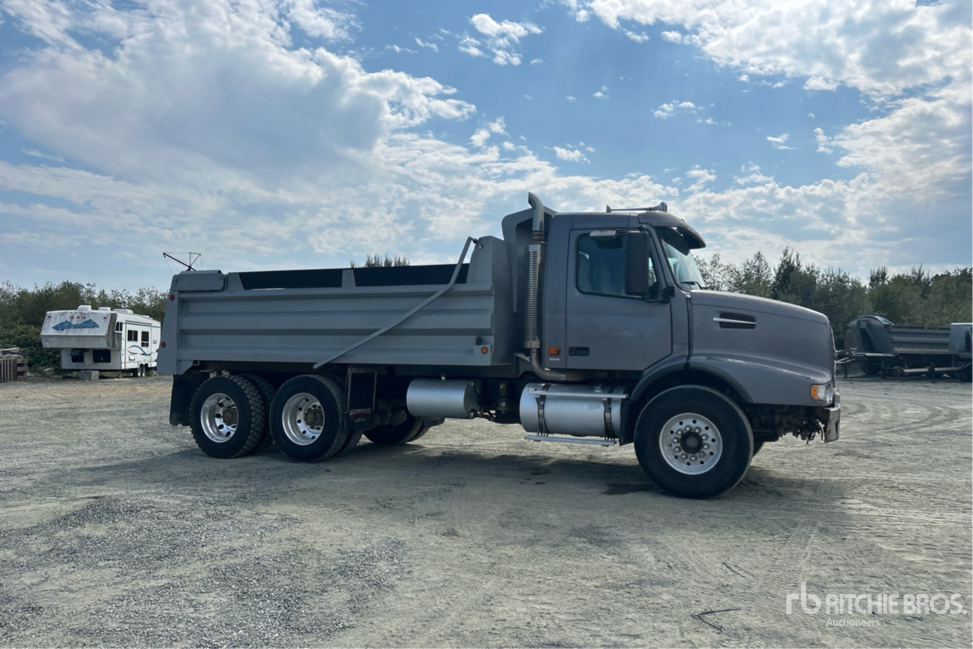 2007 Volvo VHD