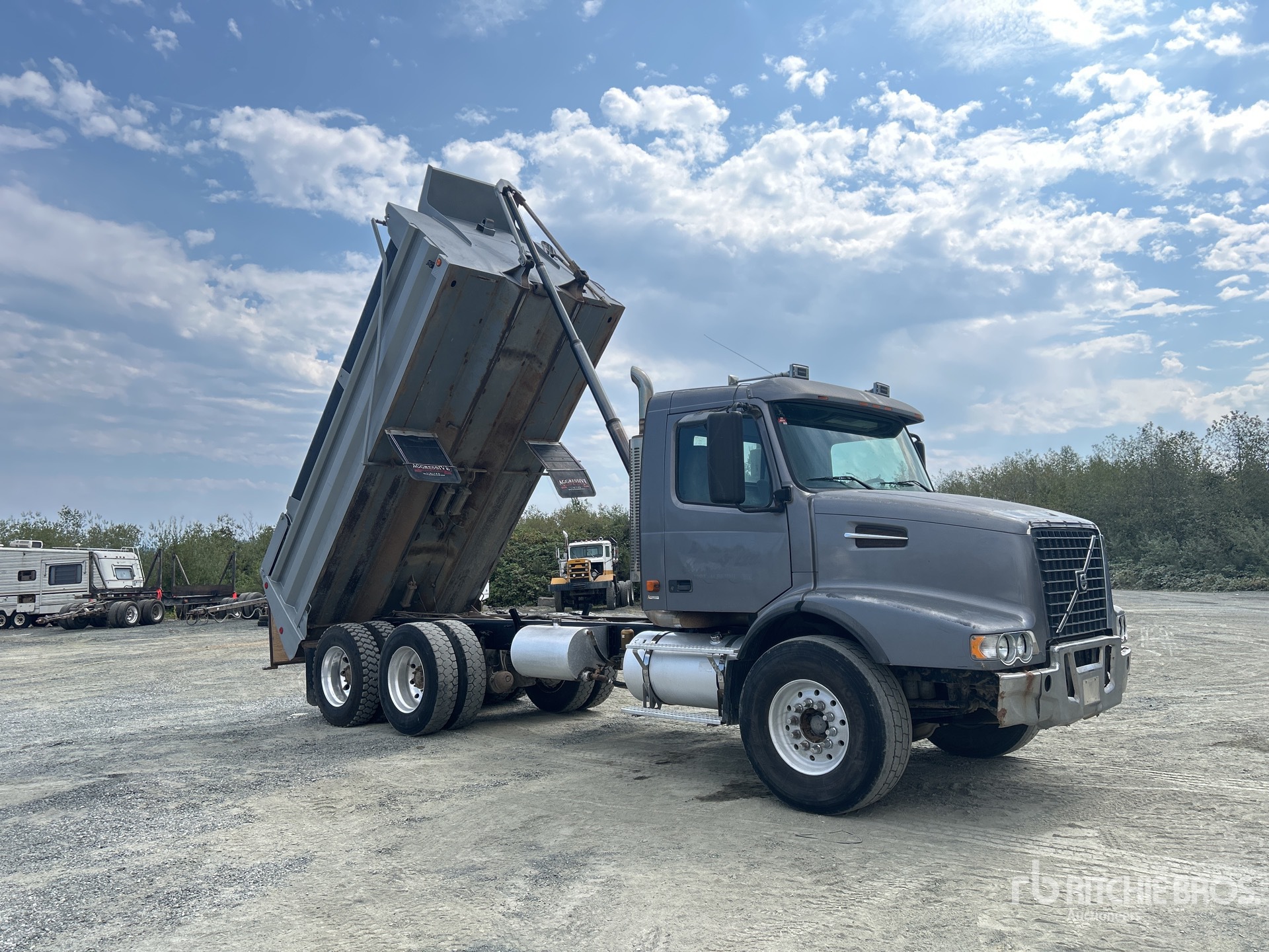 2007 Volvo VHD