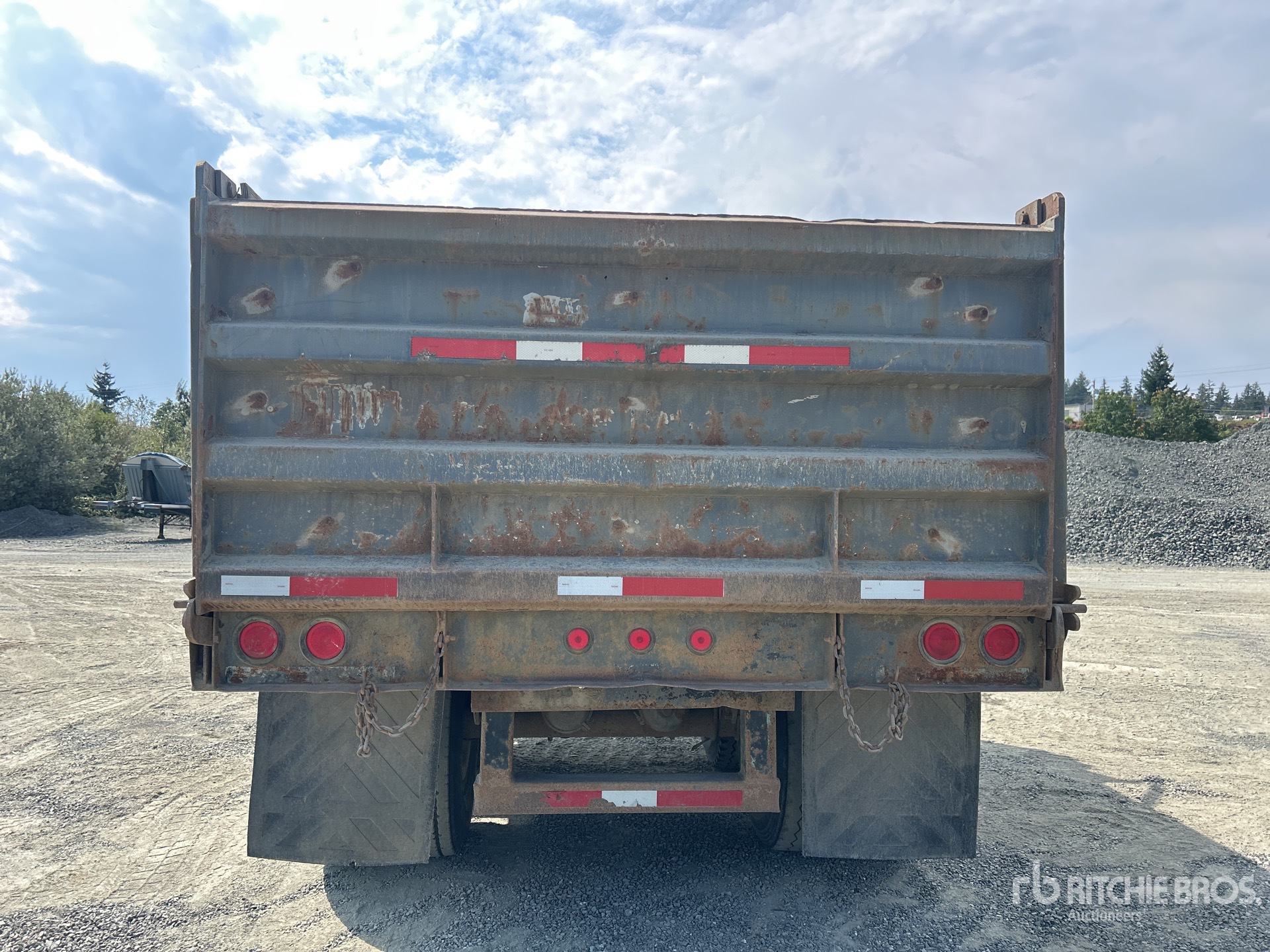 1989 Midland 14 ft T/A