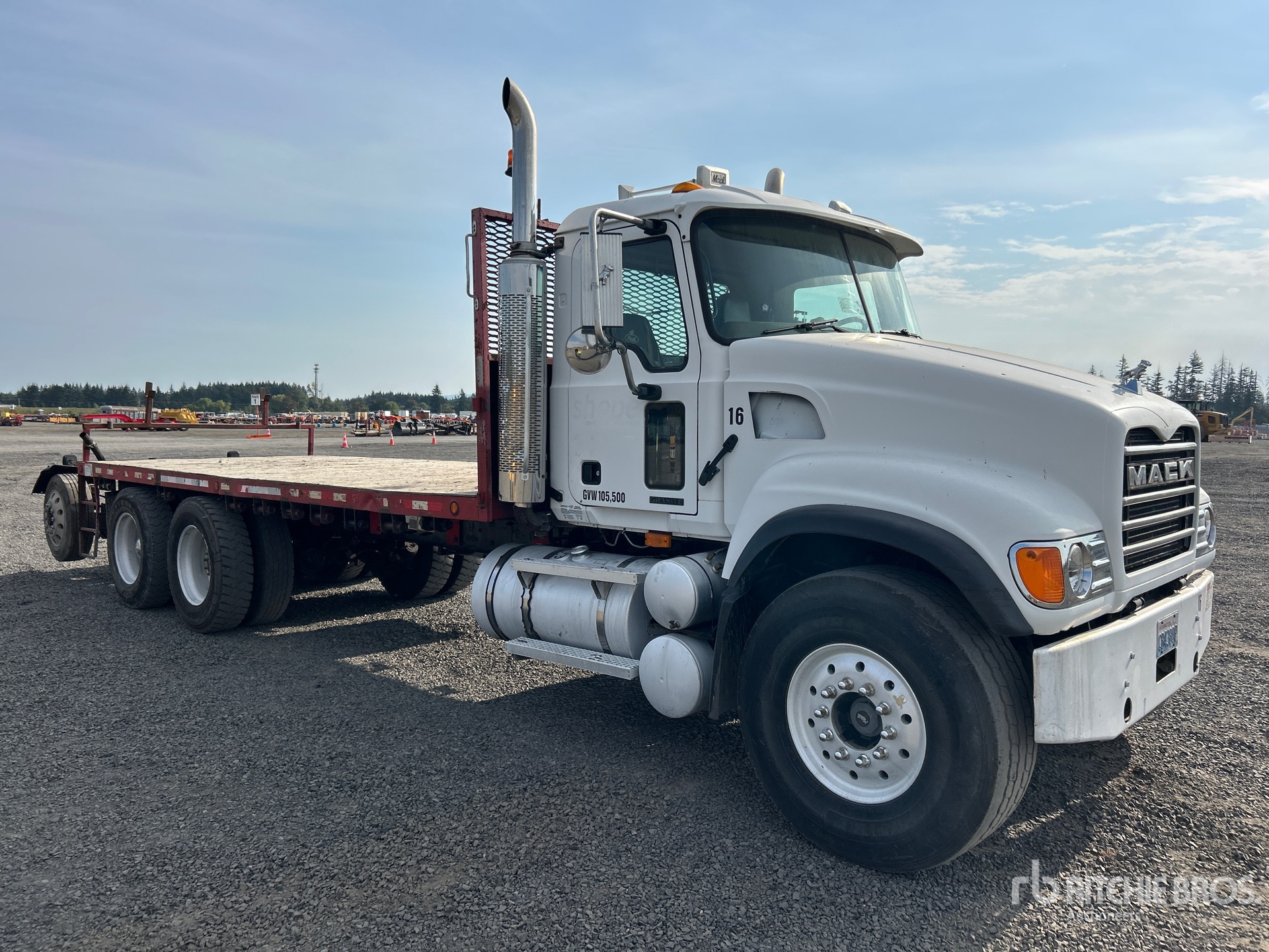 2003 Mack CV713