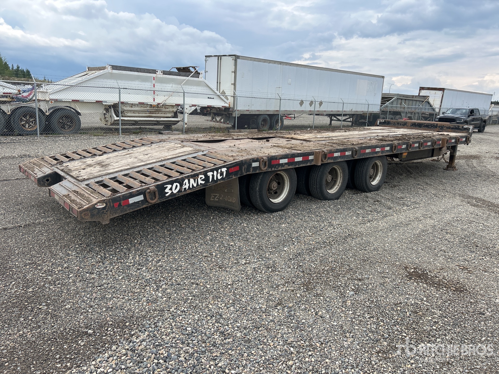 2019 BWS 30 FT TRI/A