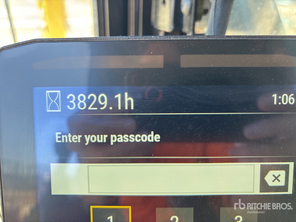 General Appearance with Hour Meter / Odometer