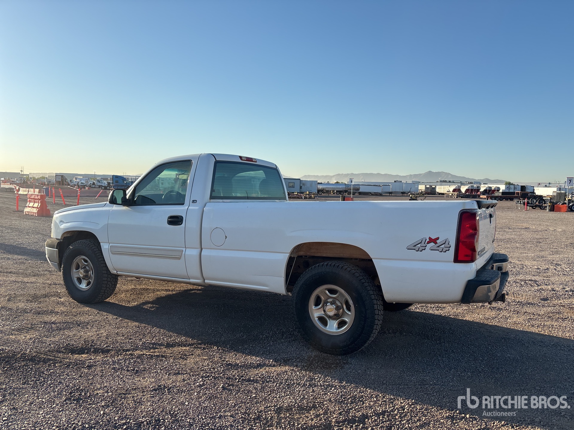 General Appearance with Picture, Left Rear Corner