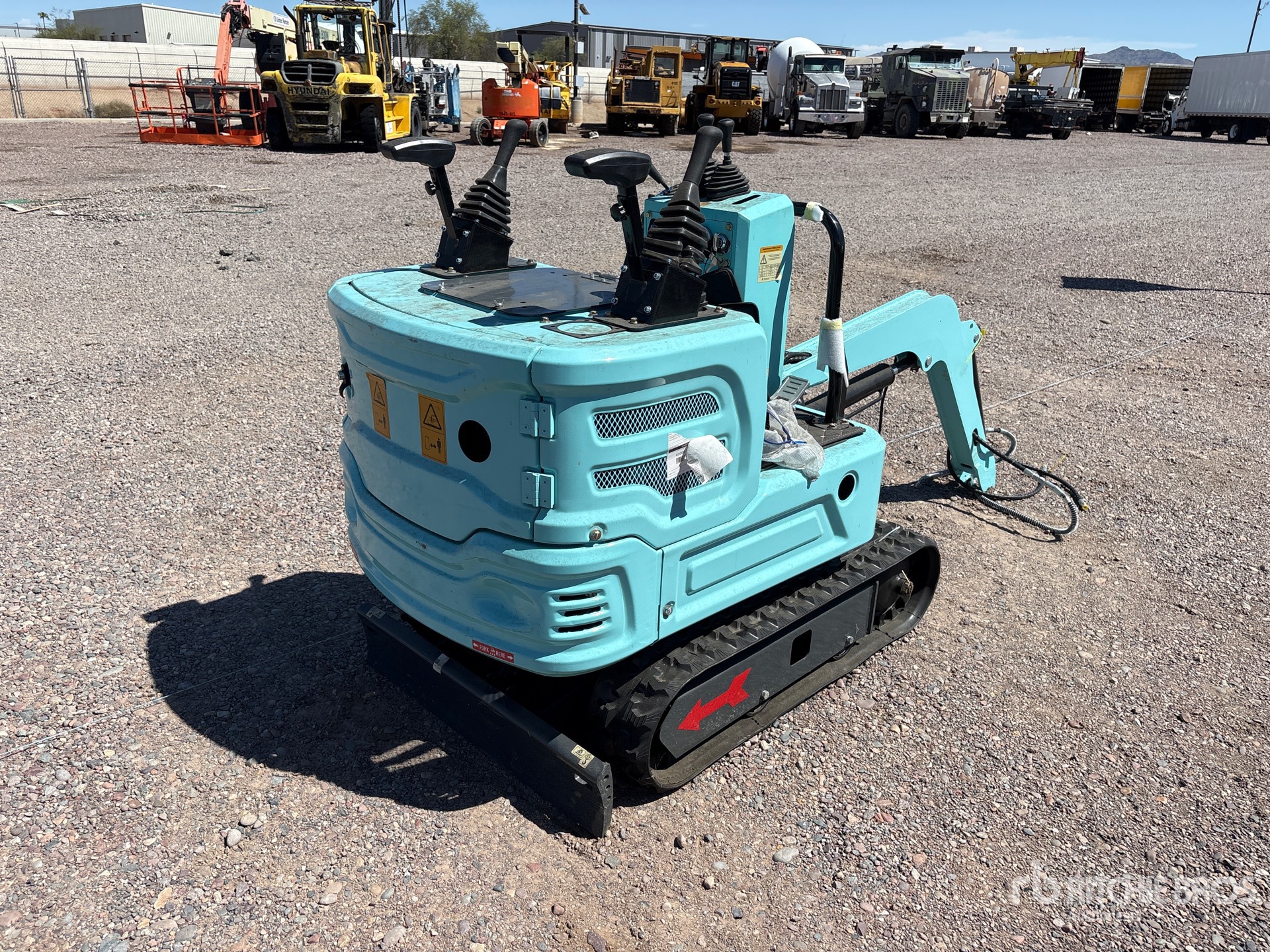 General Appearance with Picture, Right Rear Corner