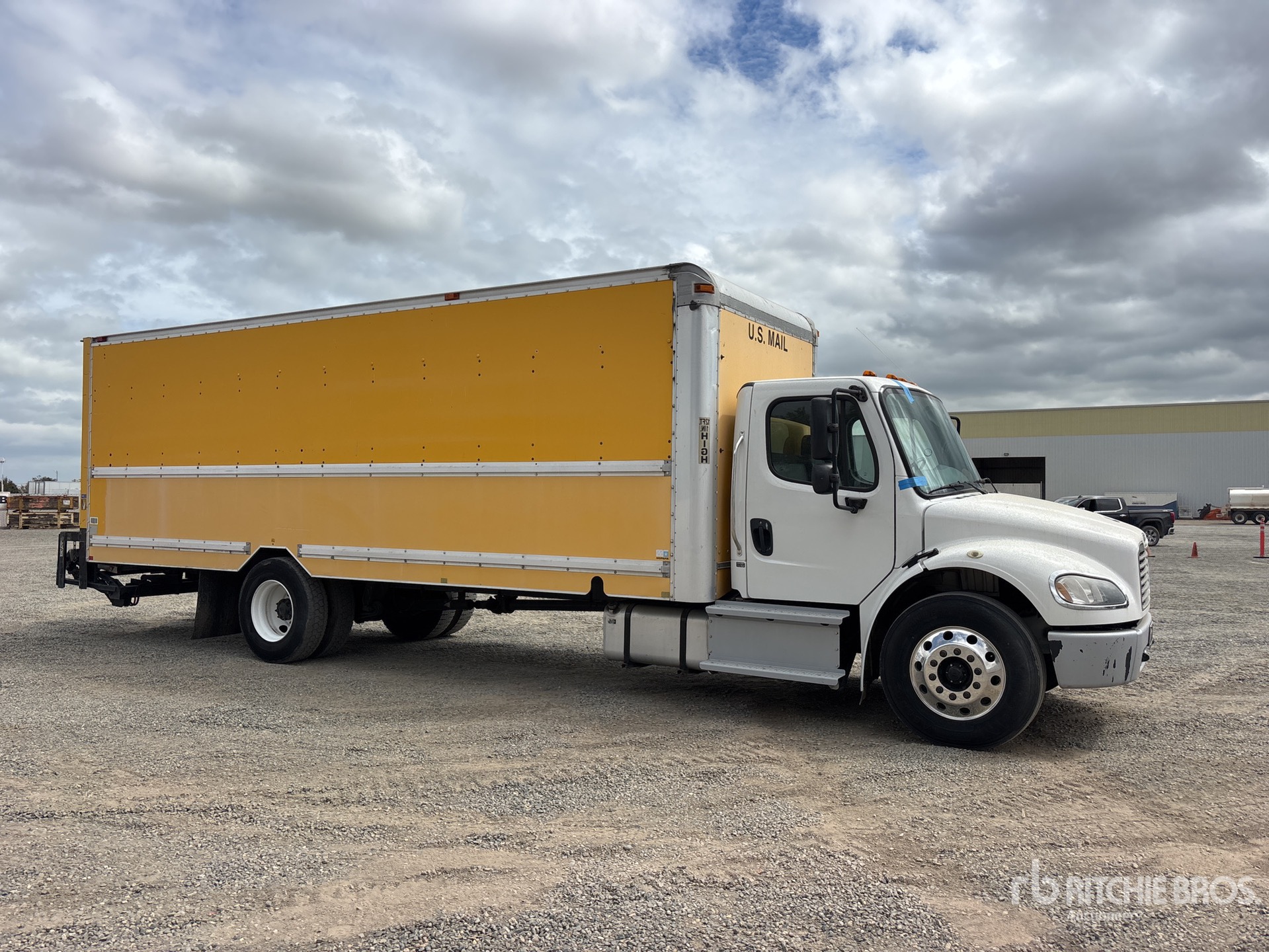 2018 Freightliner M2 106