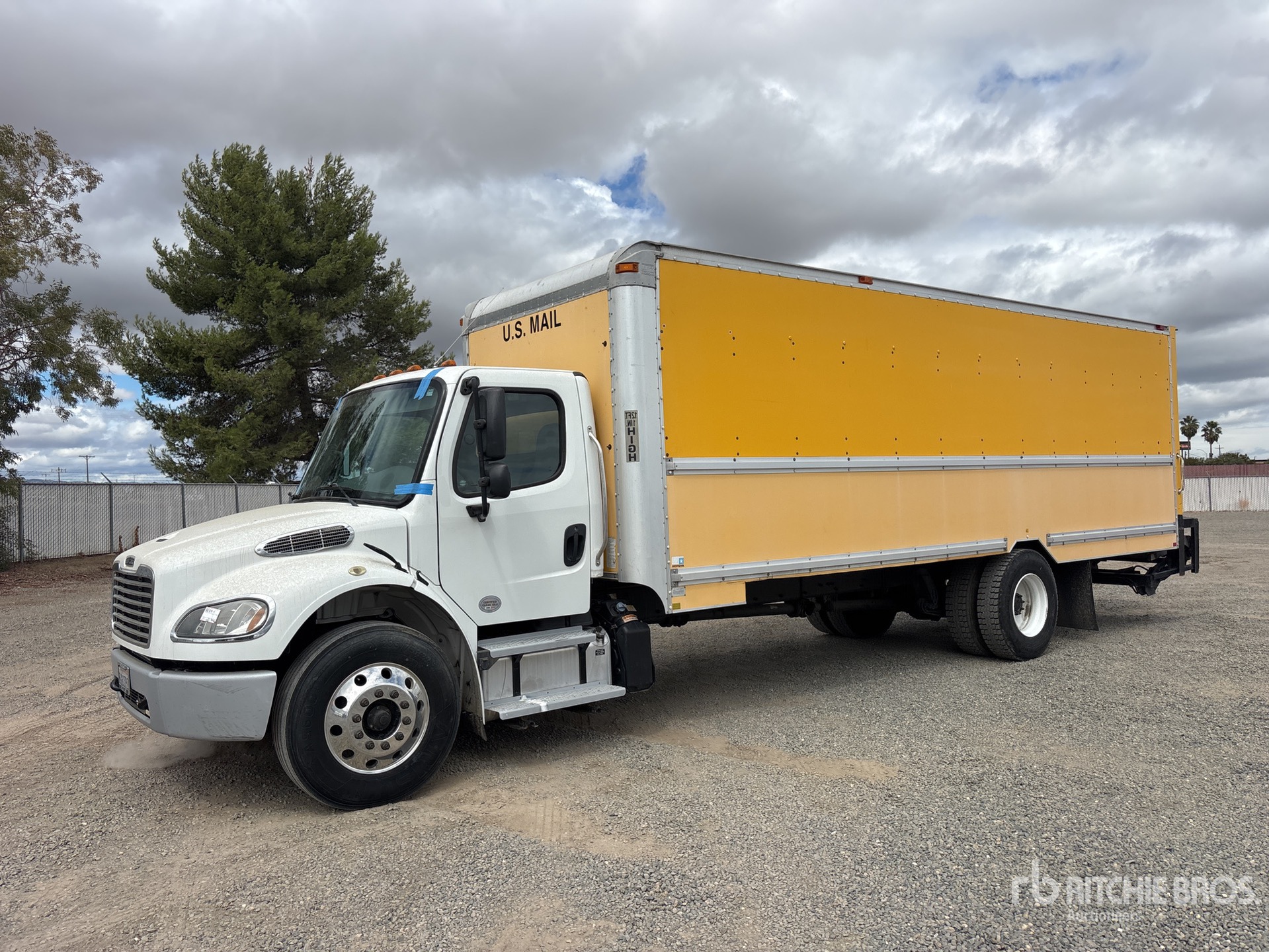 2018 Freightliner M2 106
