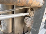 Hydraulics with Fork Positioning Cylinder (on fork carriage)