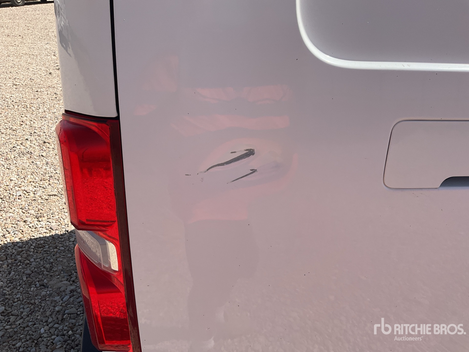 2021 Opel VIVARO