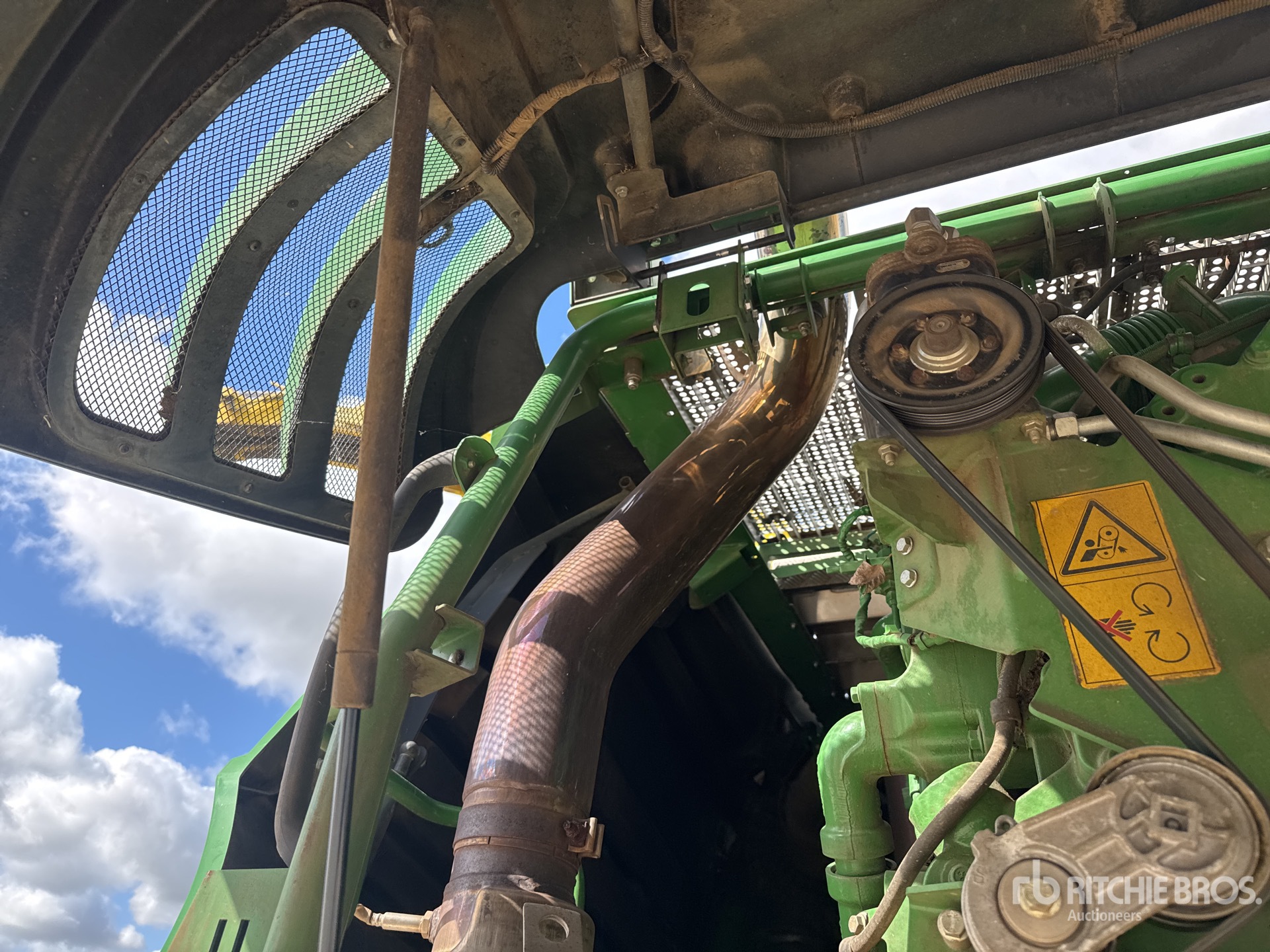 2020 John Deere 8300