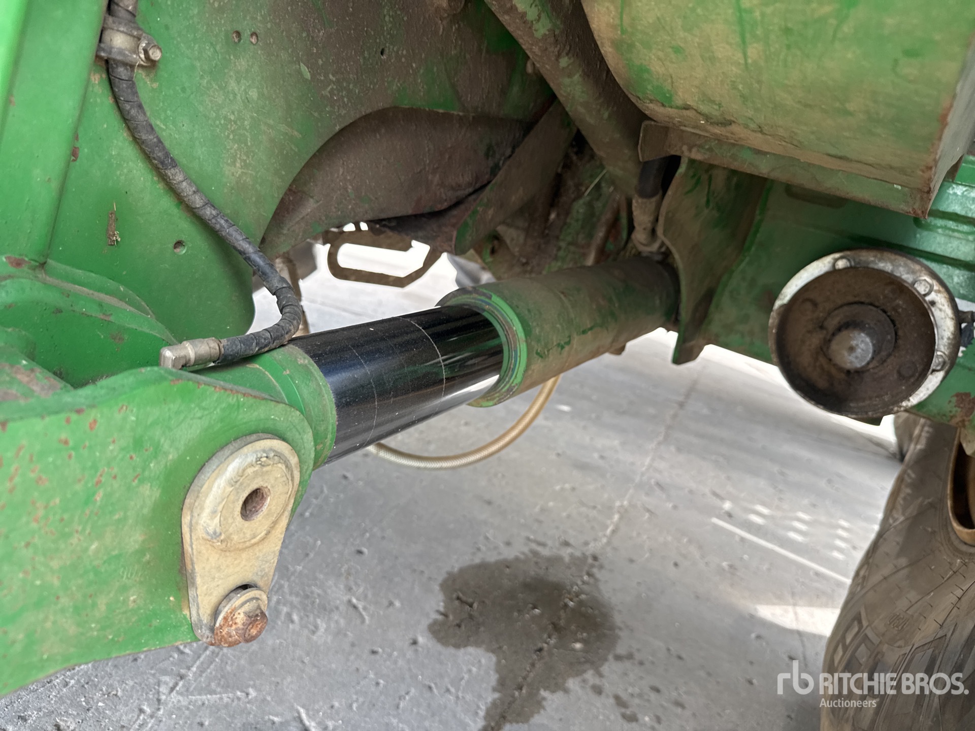 2020 John Deere 8300