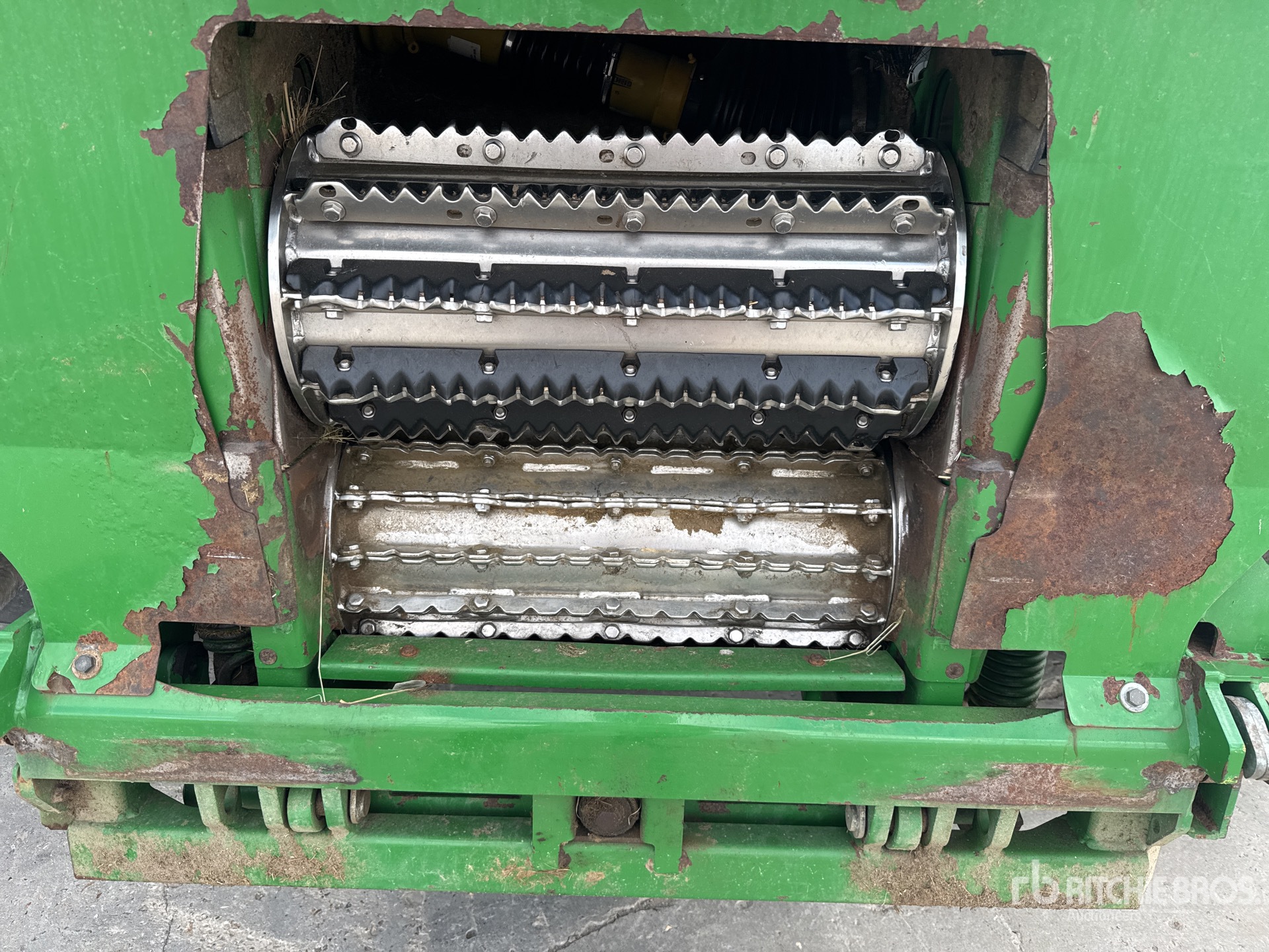 2020 John Deere 8300