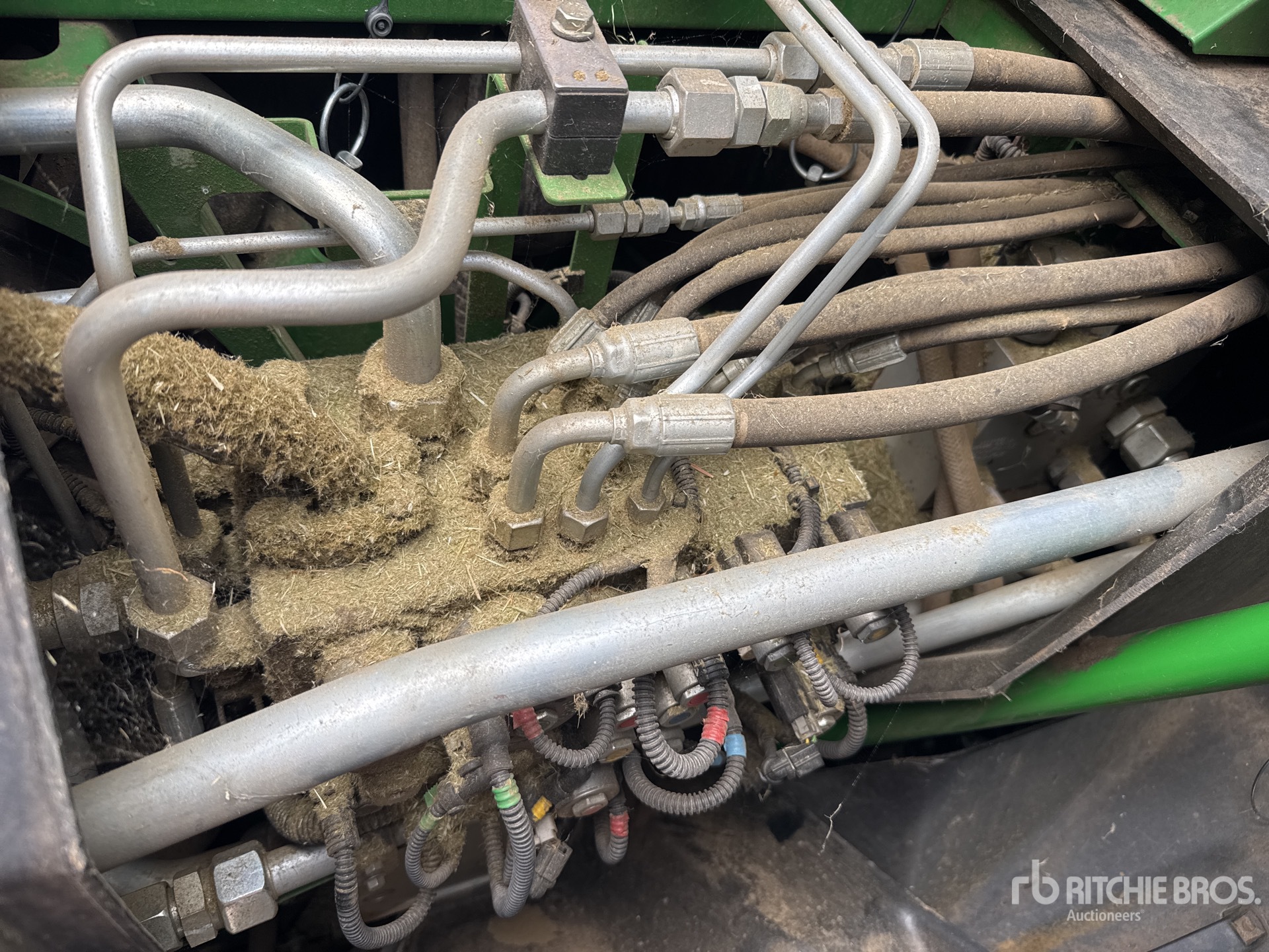 2020 John Deere 8300