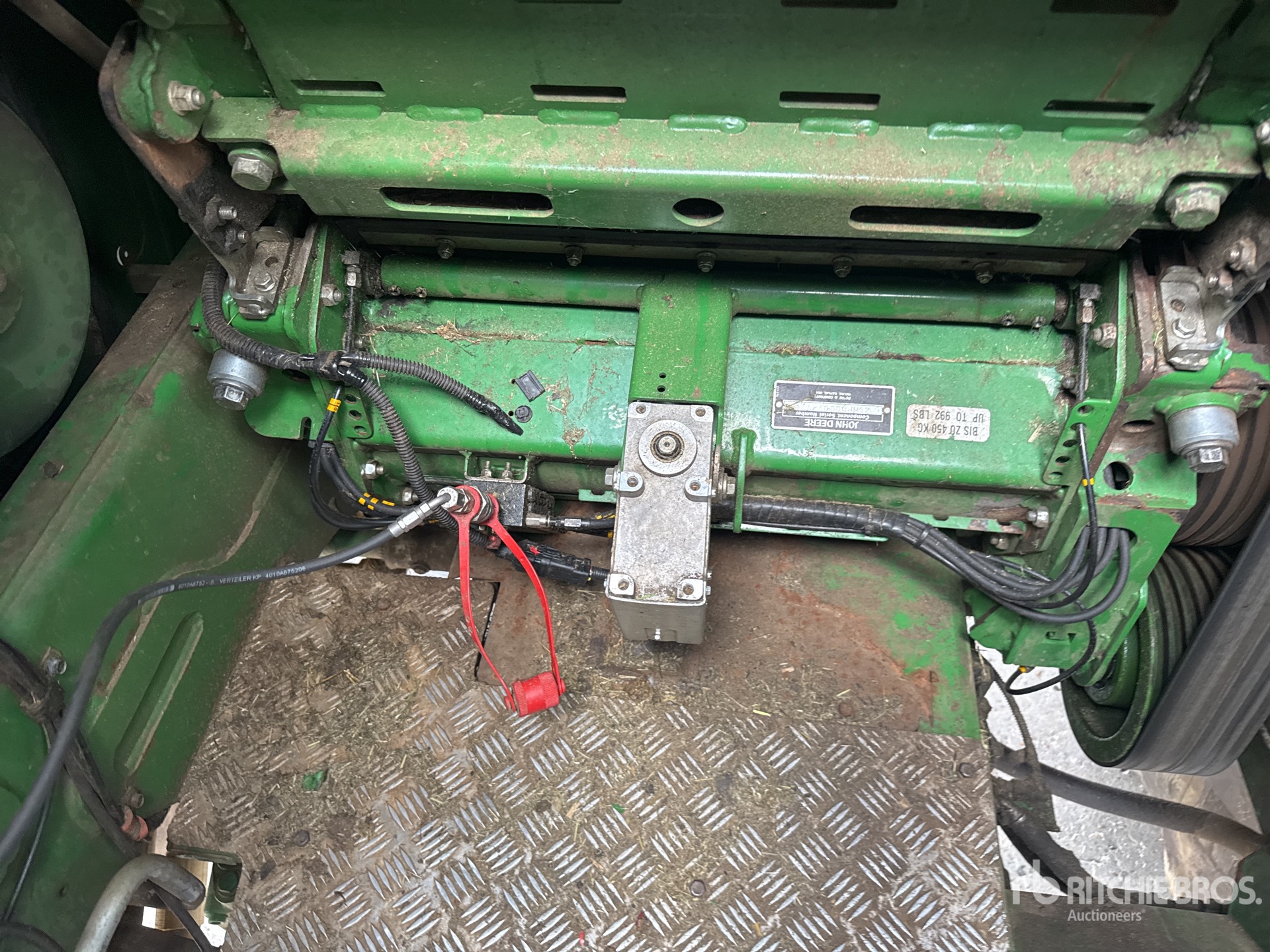 2020 John Deere 8300