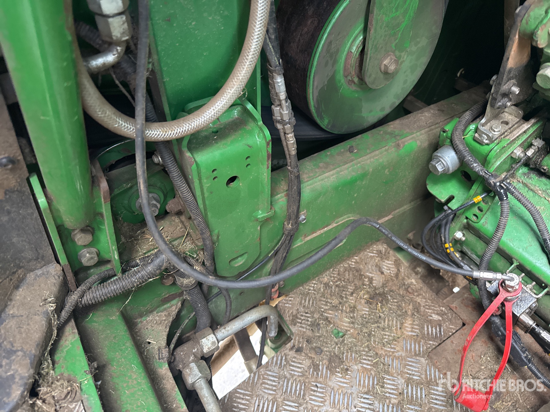2020 John Deere 8300