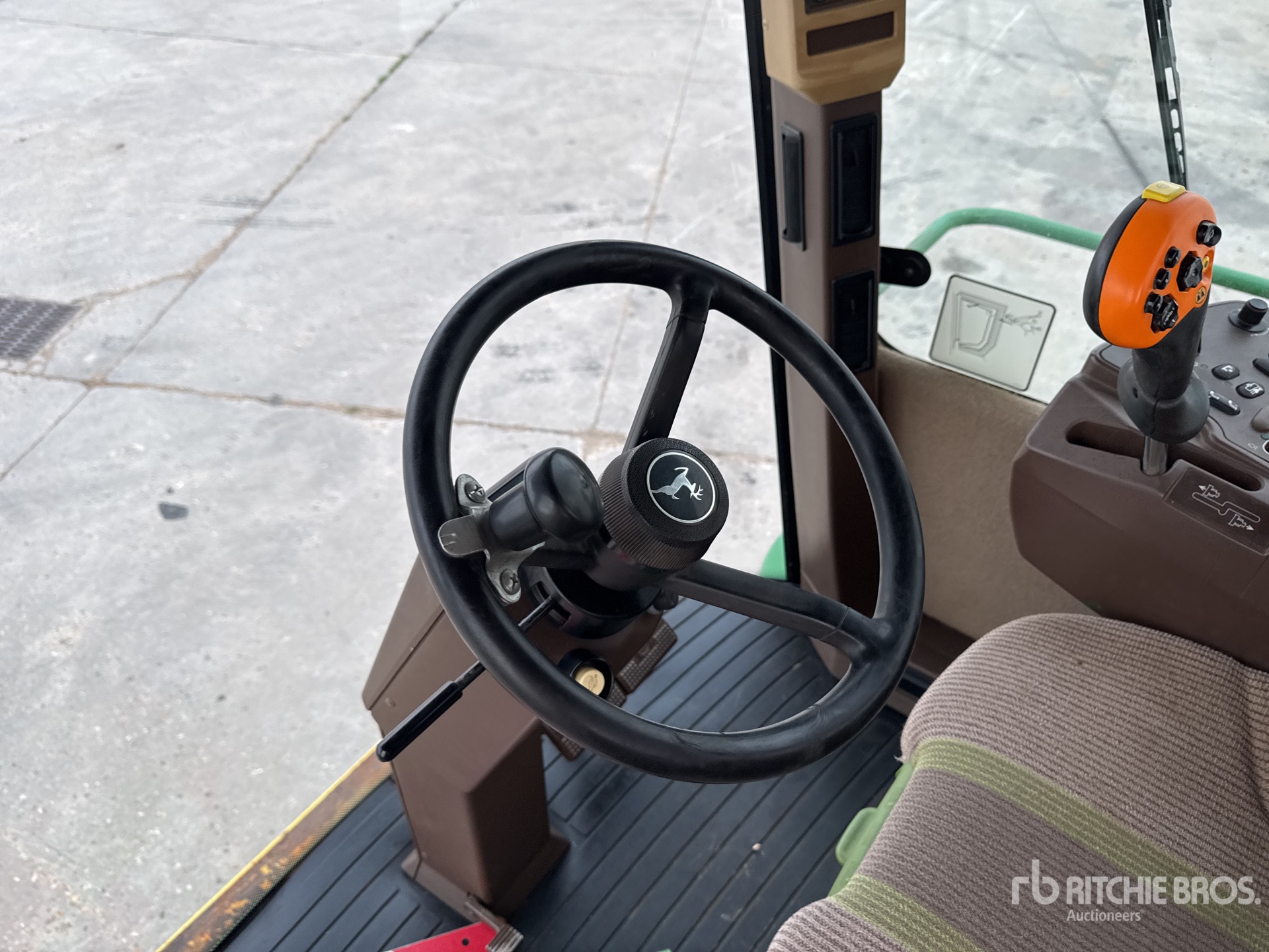 2014 John Deere 7380I