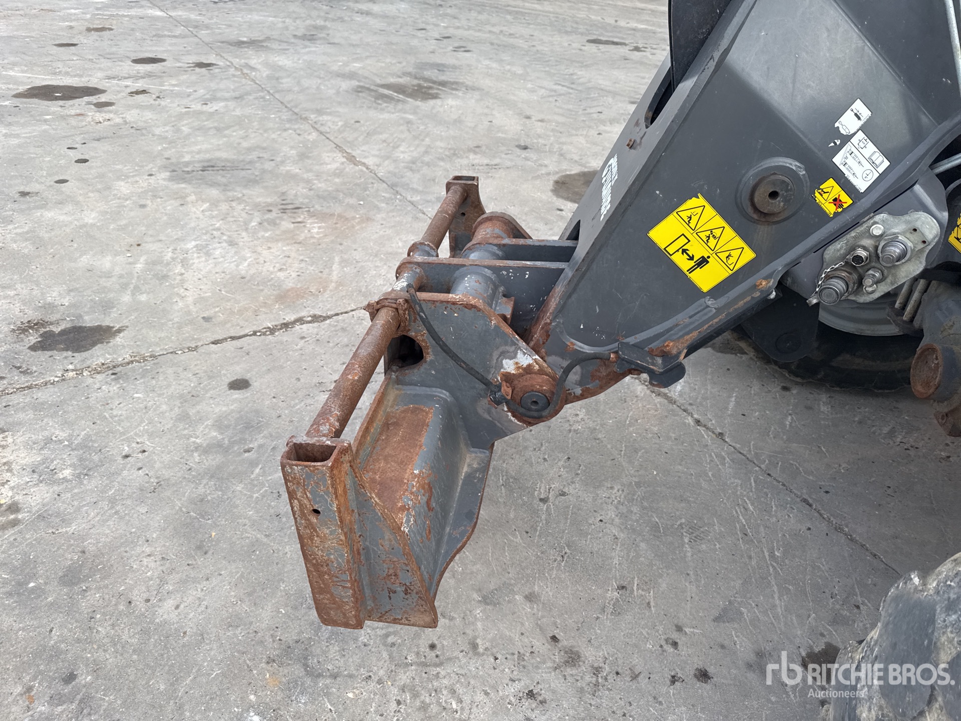 2020 Massey Ferguson TH.8043