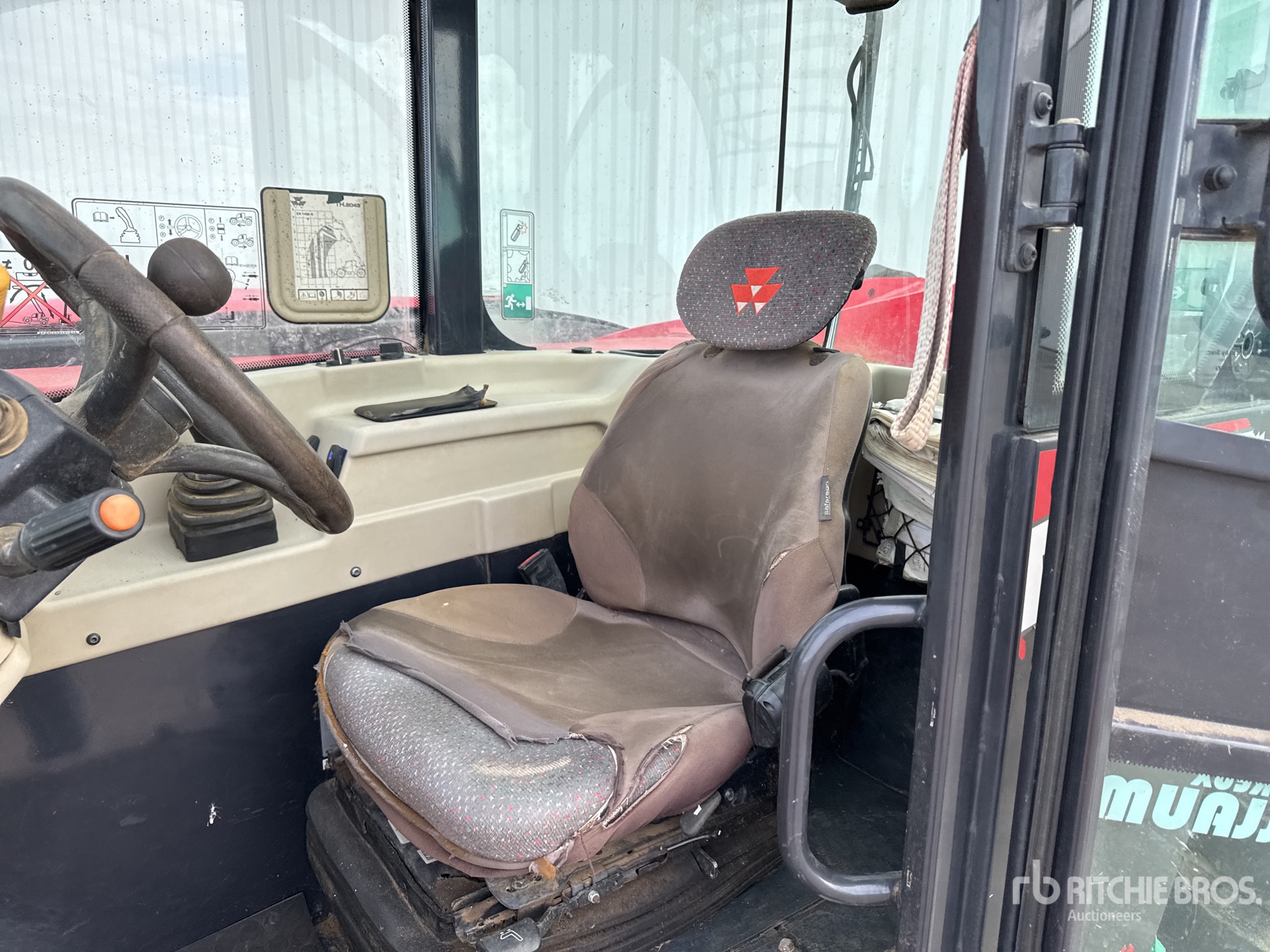 2020 Massey Ferguson TH.8043