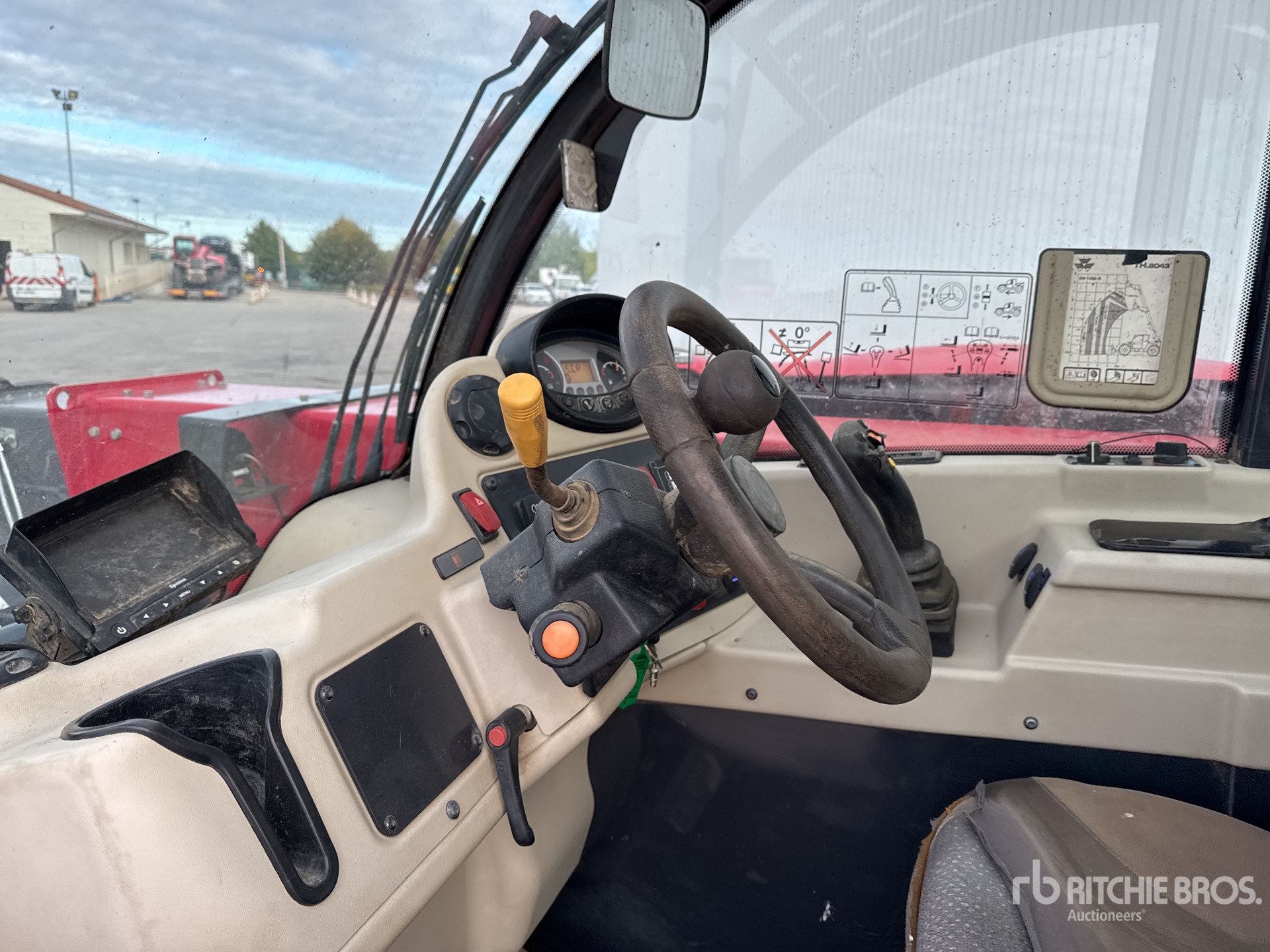 2020 Massey Ferguson TH.8043