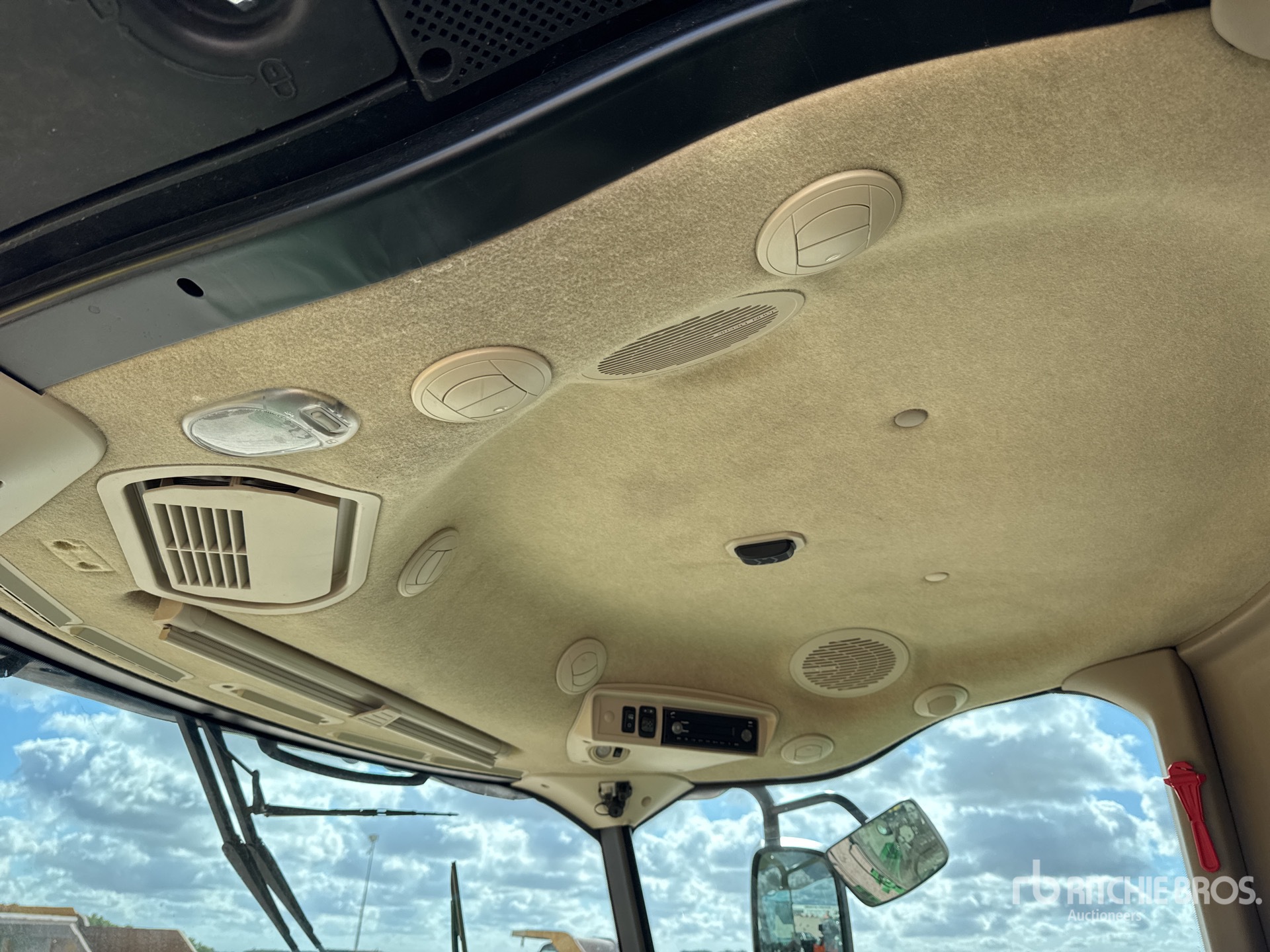 2020 John Deere S780 HILLMASTER