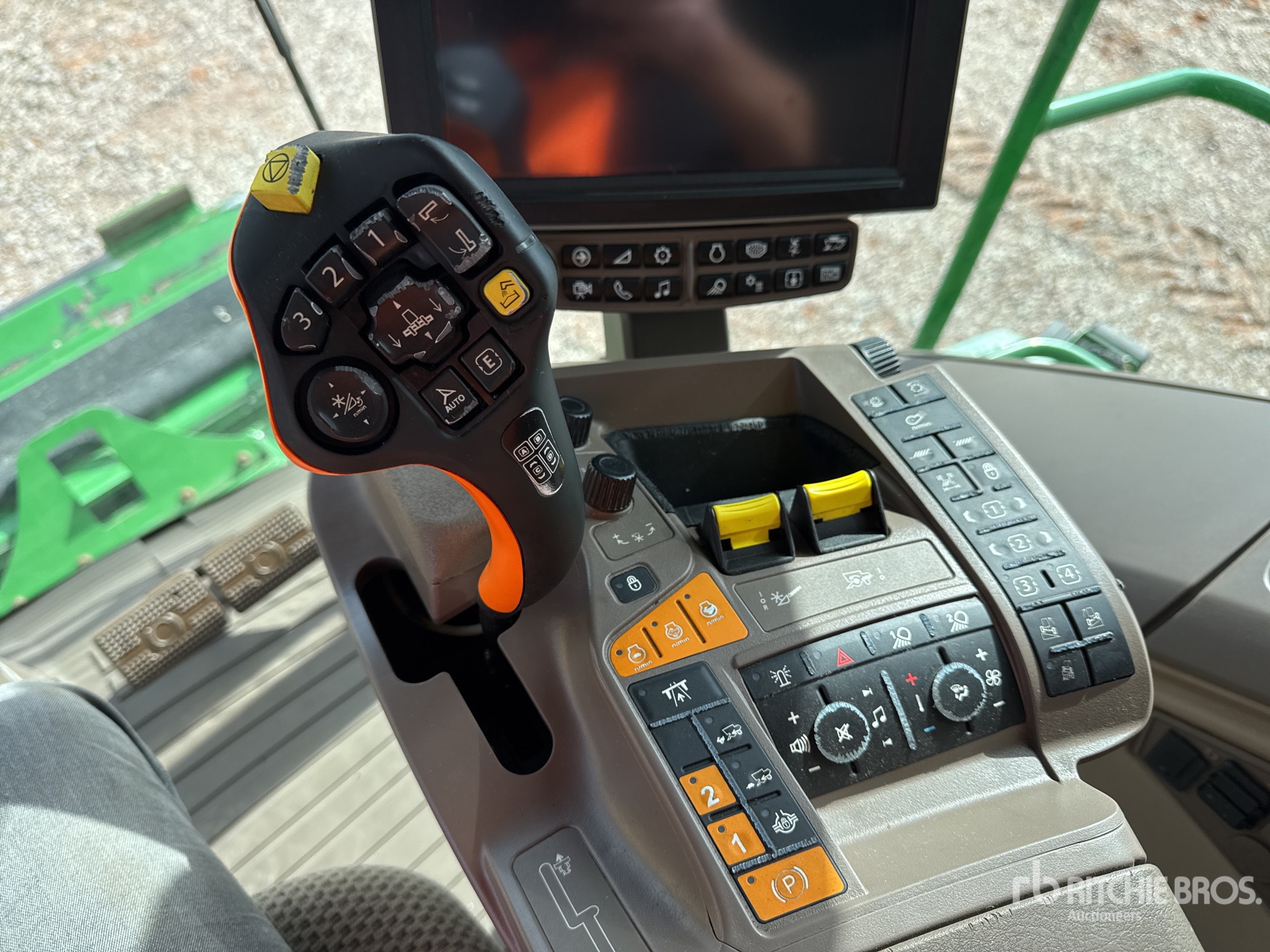 2020 John Deere S780 HILLMASTER
