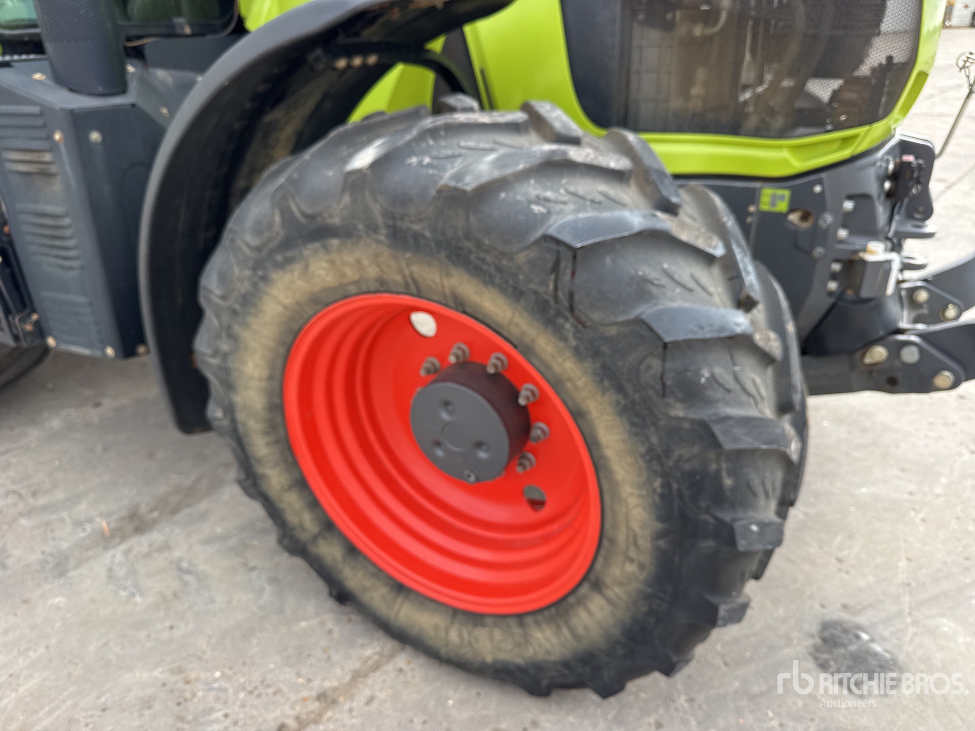 2017 Claas AXION 800