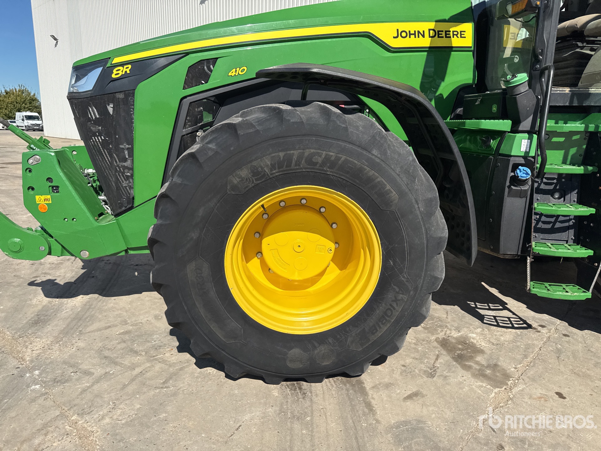 2021 John Deere 8R 410