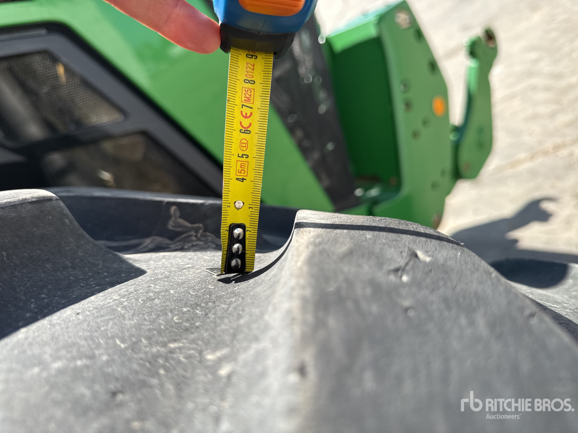2021 John Deere 8R 410