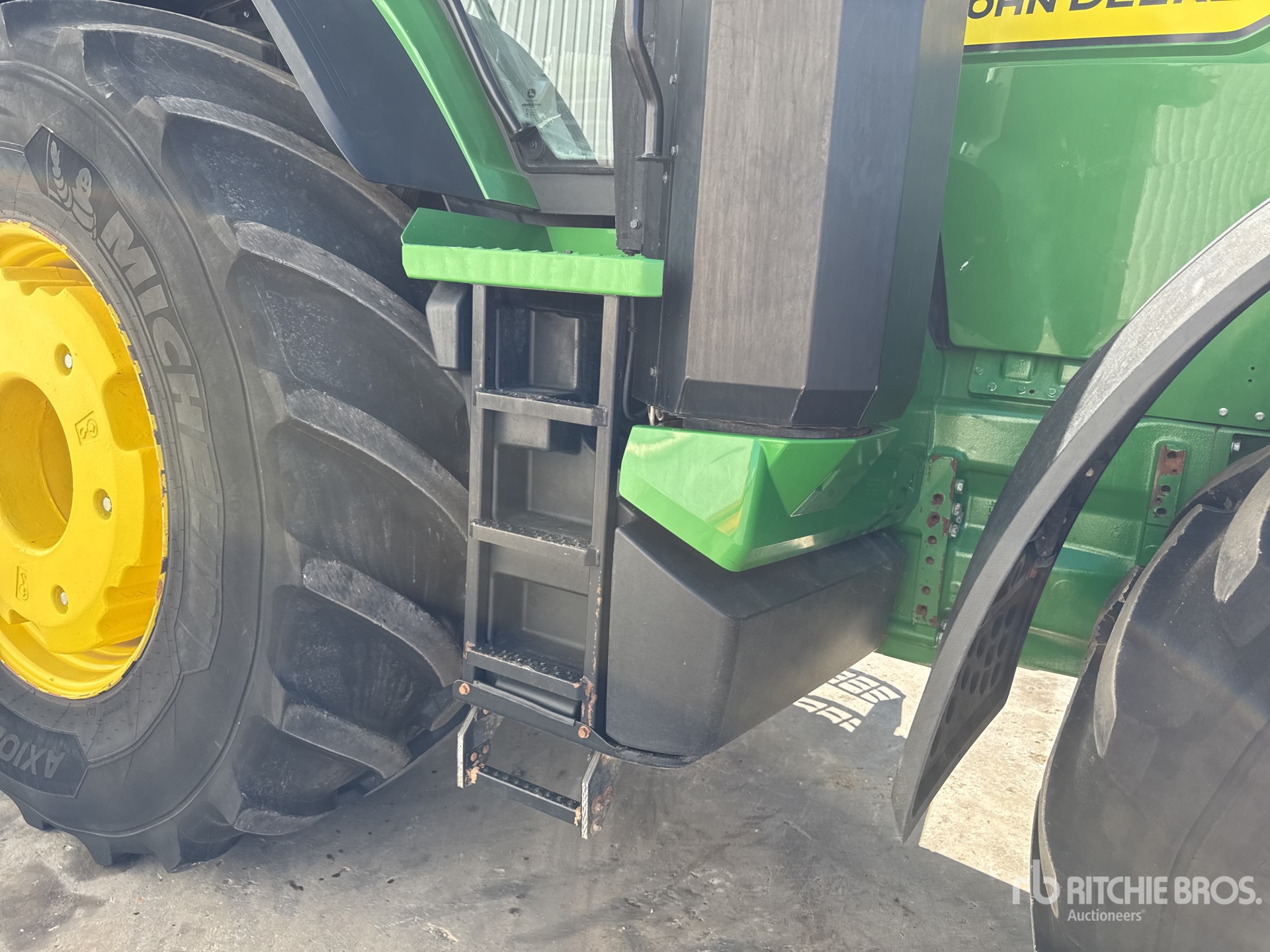 2021 John Deere 8R 410