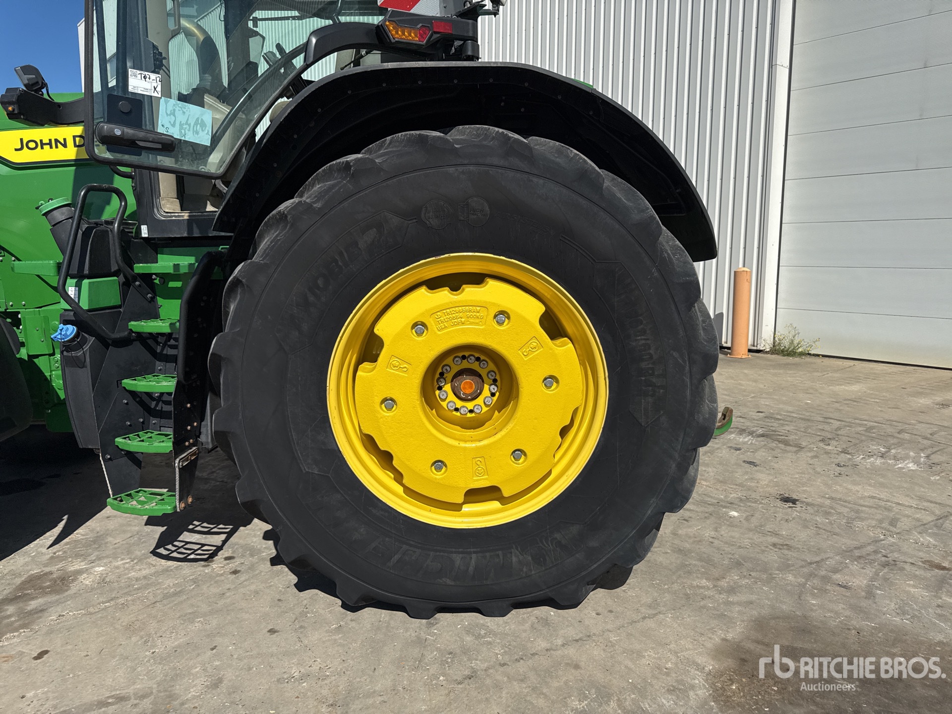 2021 John Deere 8R 410